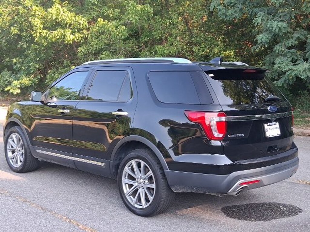 Used 2017 Ford Explorer SUV