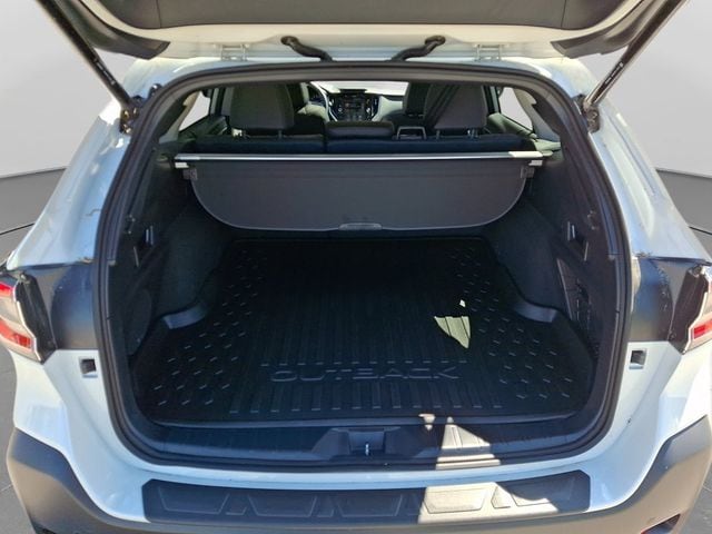 2025 Subaru Outback Limited - Photo 30