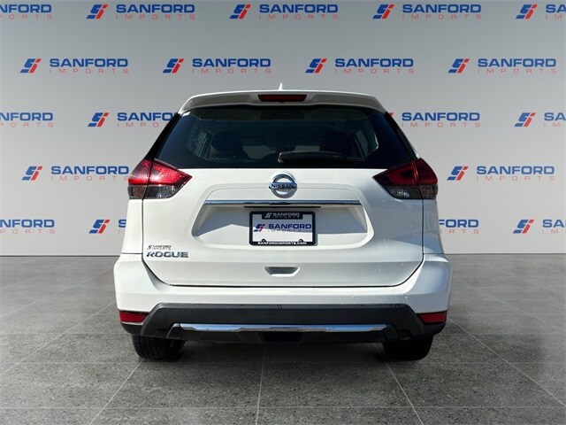 2020 Nissan Rogue S photo 2