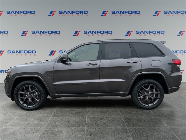 2021 Jeep Grand Cherokee Limited photo 2