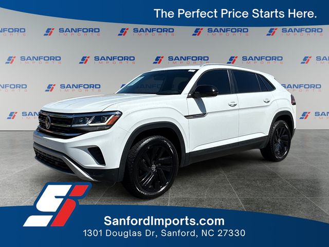 2022 Volkswagen Atlas Cross Sport 2.0T SE w/Tech's photo