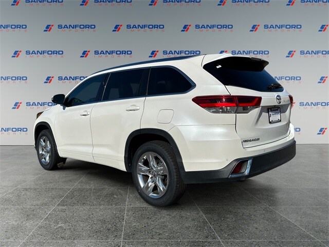 2019 Toyota Highlander Limited photo 2