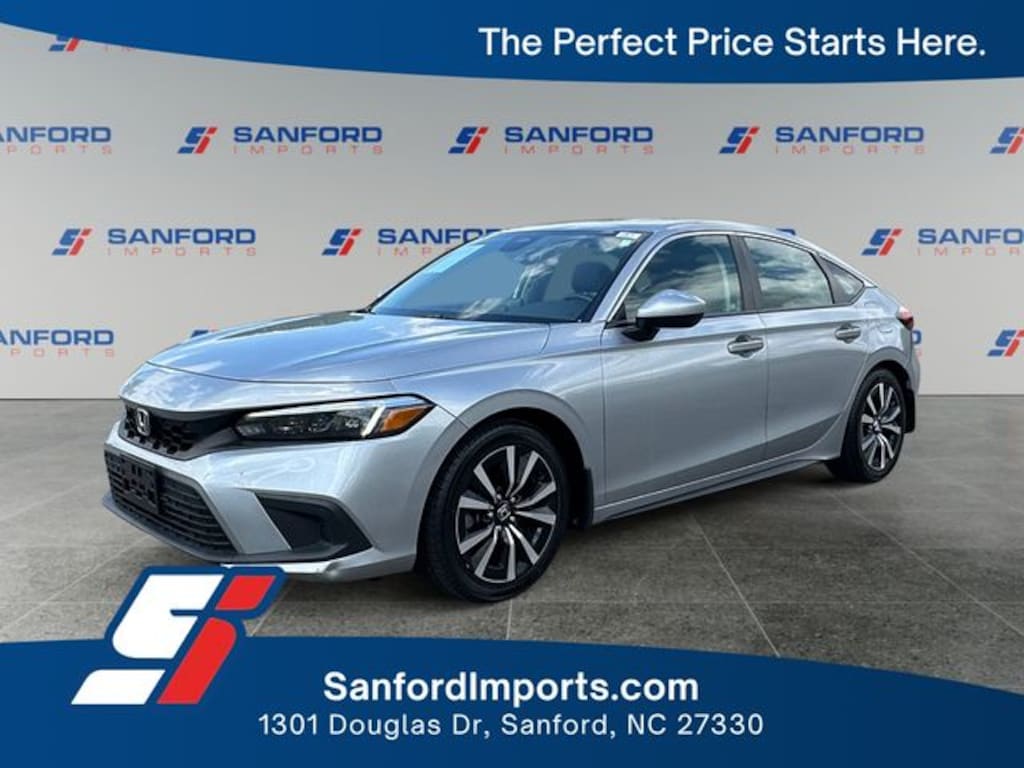 Used 2024 Honda Civic EX-L Hatchback