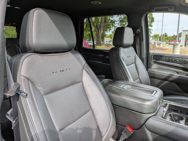 2023 GMC Yukon Denali - Photo 37