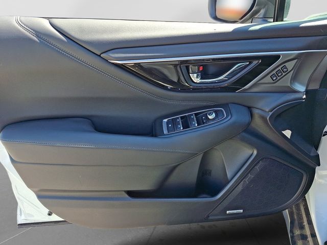 2025 Subaru Outback Limited - Photo 12