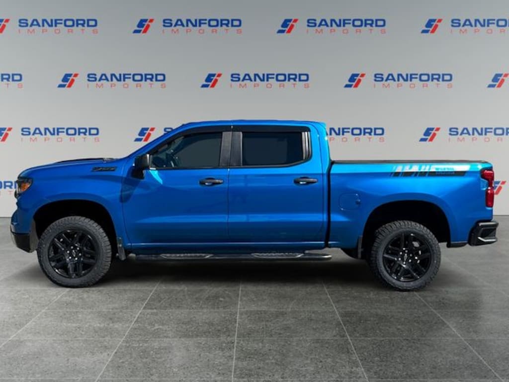 Used 2022 Chevrolet Silverado 1500 Custom Trail Boss Truck Crew Cab