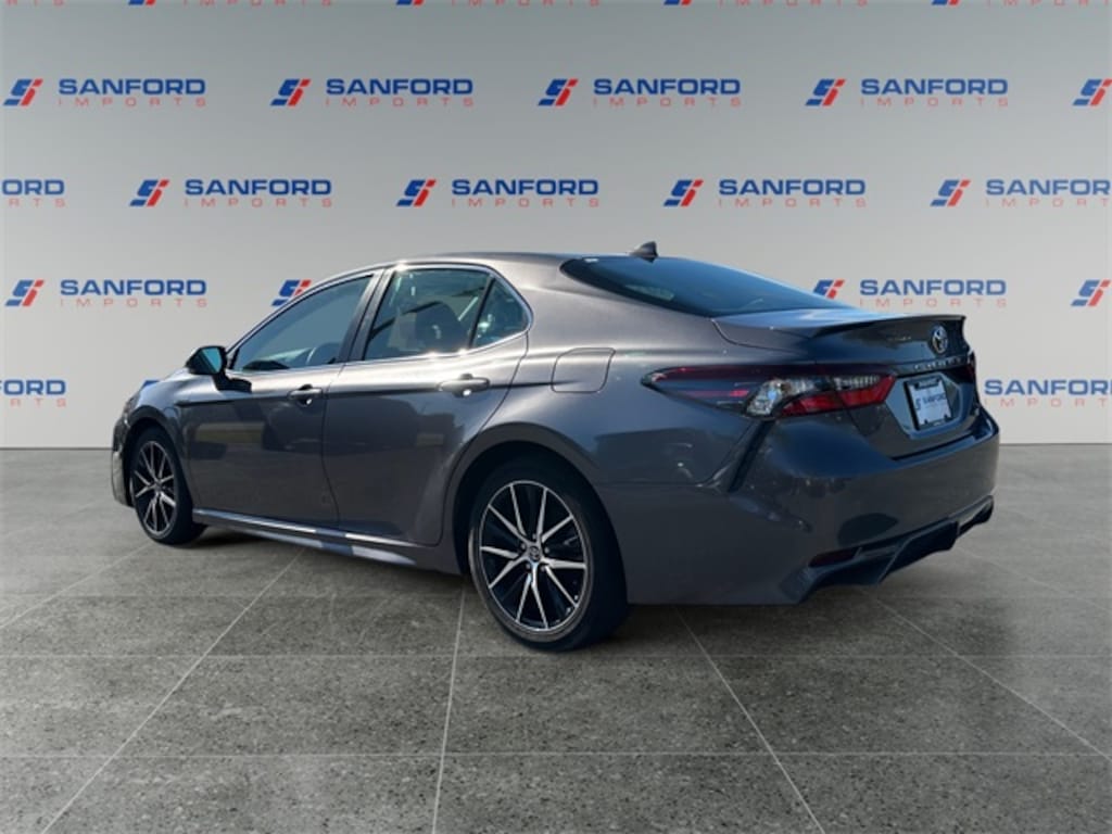 Used 2023 Toyota Camry SE Sedan