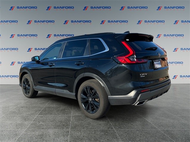 2023 Honda CR-V Hybrid Sport Touring photo 3