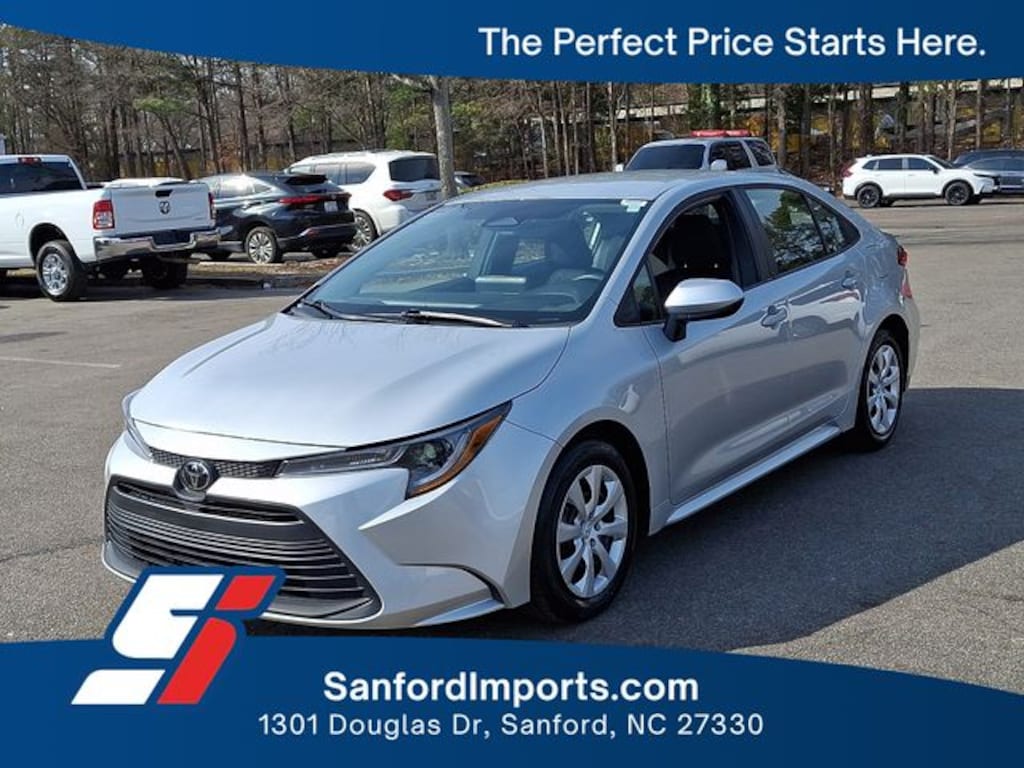 Used 2025 Toyota Corolla LE Sedan