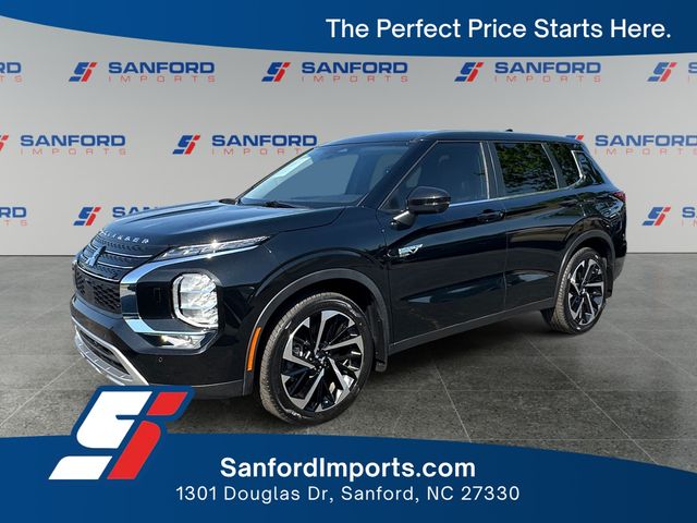 2023 Mitsubishi Outlander Plug-in Hybrid SE S-AWC's photo