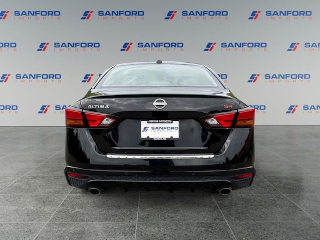 Used 2023 Nissan Altima 2.5 SR Sedan