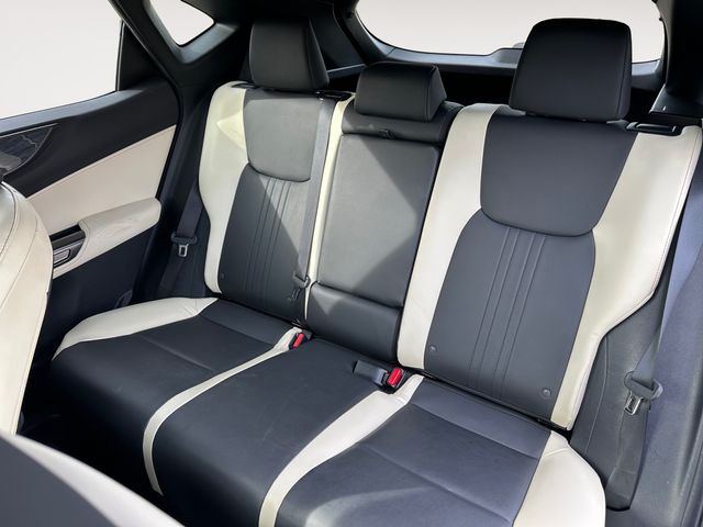 2024 Lexus NX 350 - Photo 13
