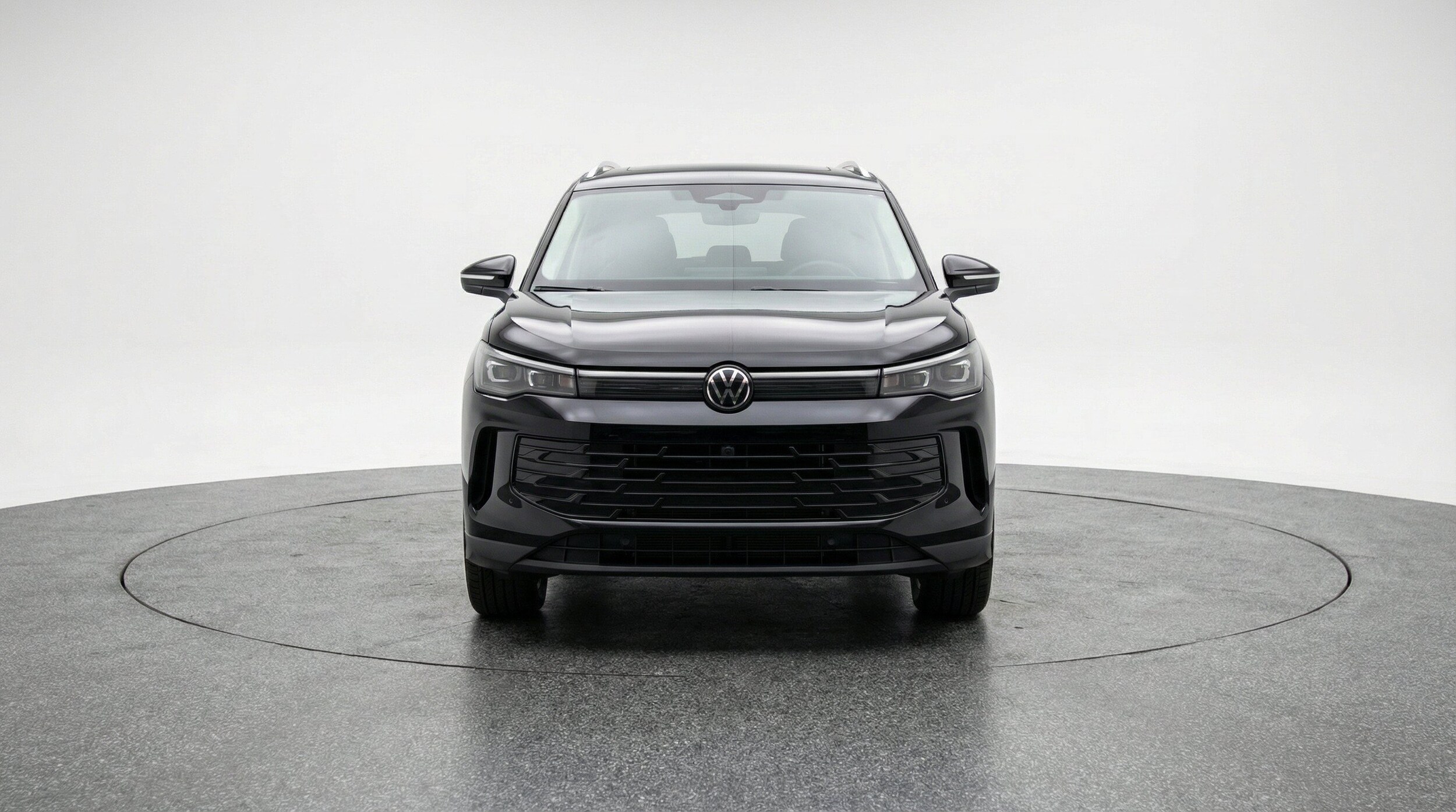 Thumbnail: 2026 Volkswagen Tiguan - 2