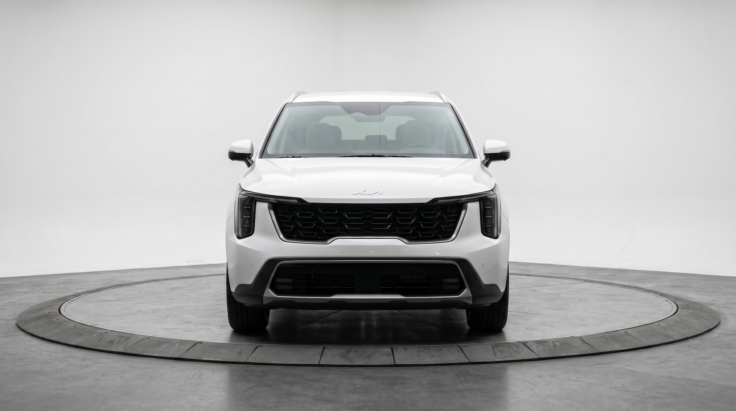Thumbnail: 2024 Kia Sorento - 2