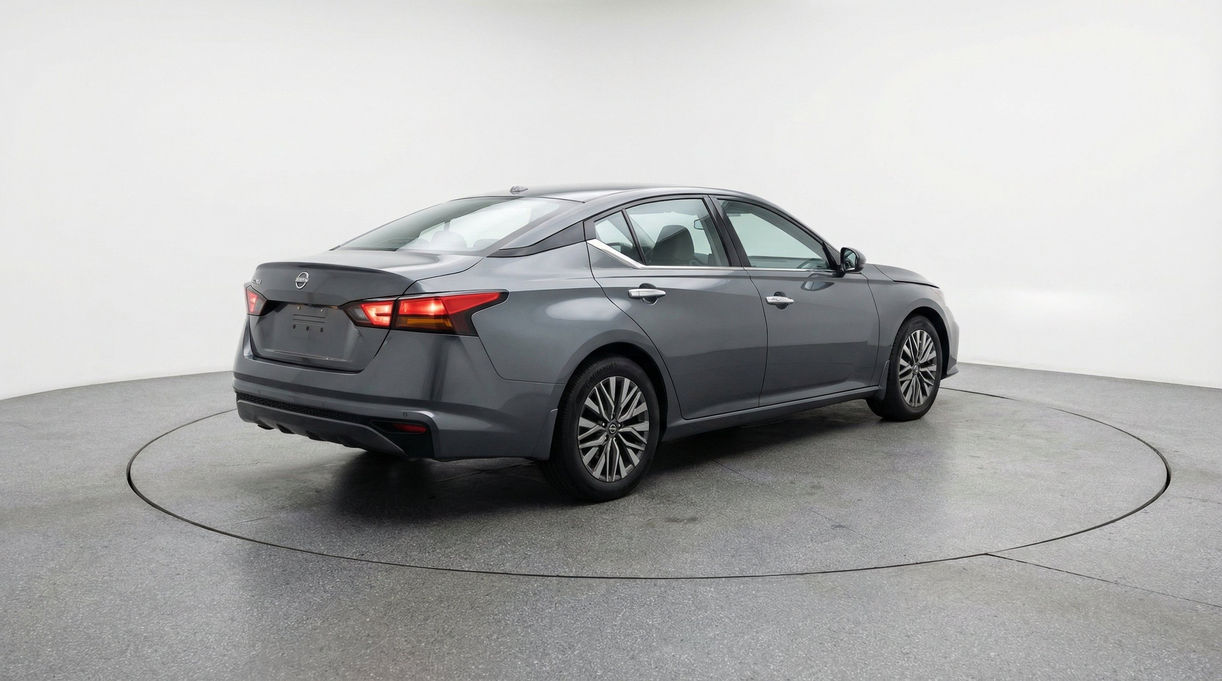 Thumbnail: 2025 Nissan Altima - 9