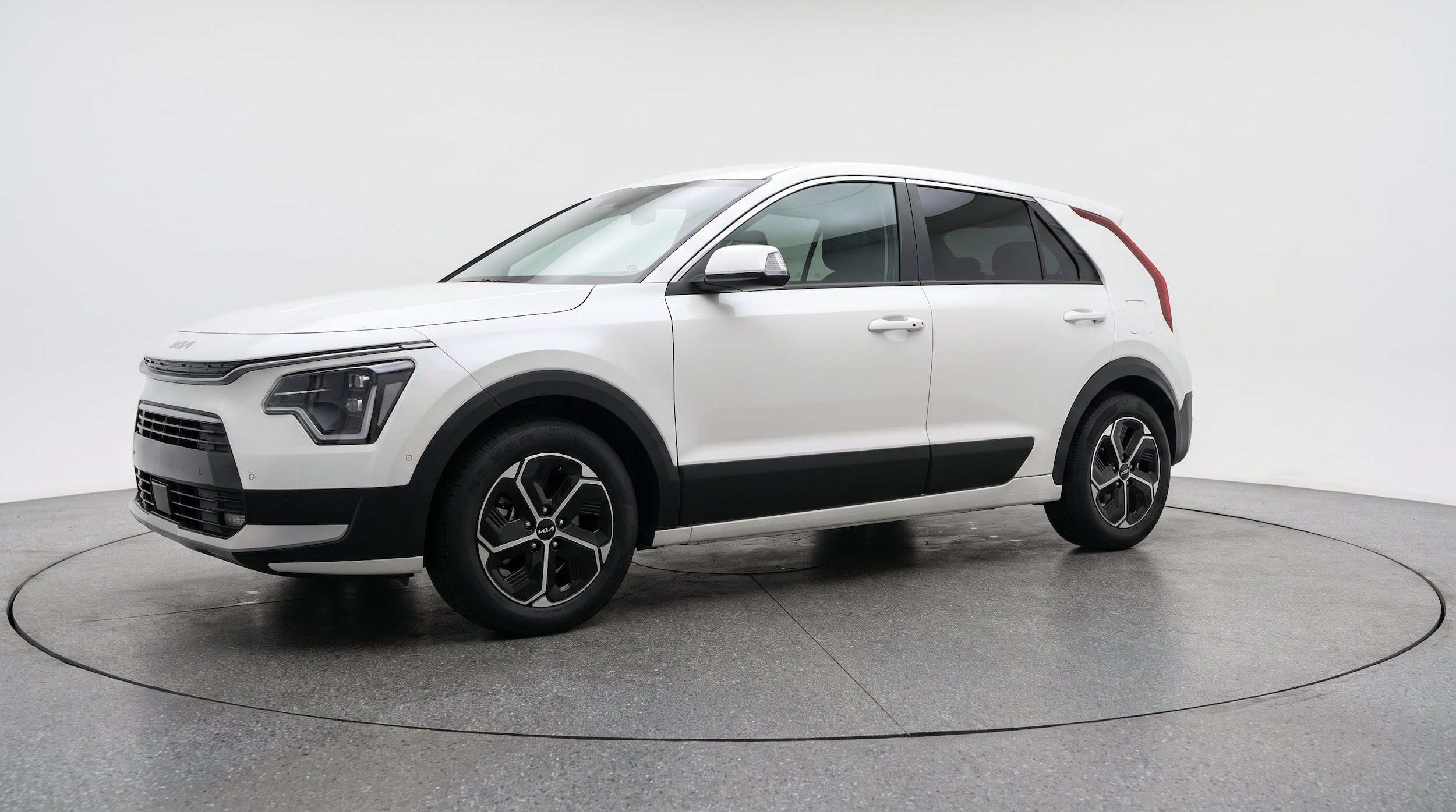 Thumbnail: 2026 Kia Niro - 3
