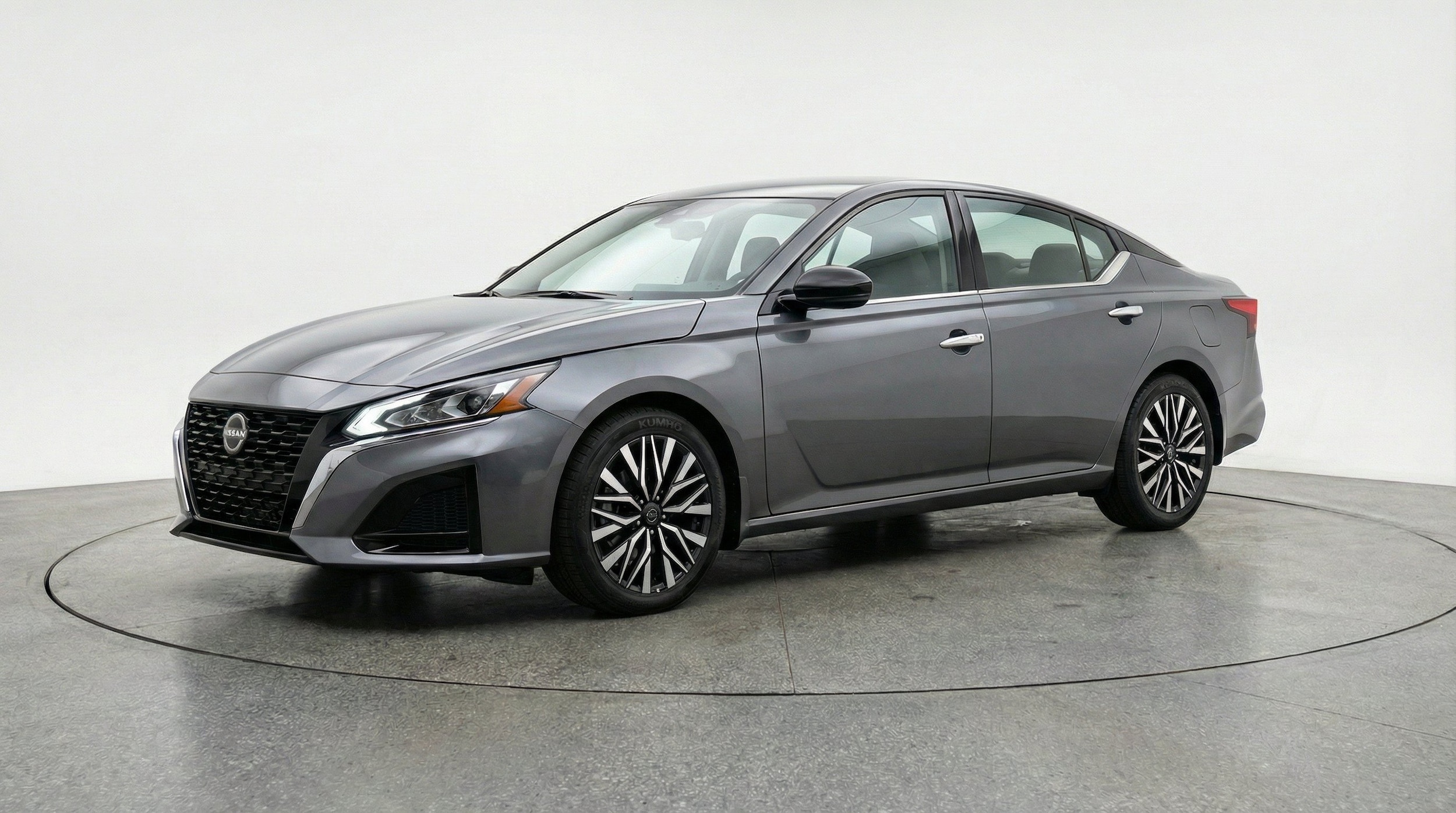 Thumbnail: 2025 Nissan Altima - 3