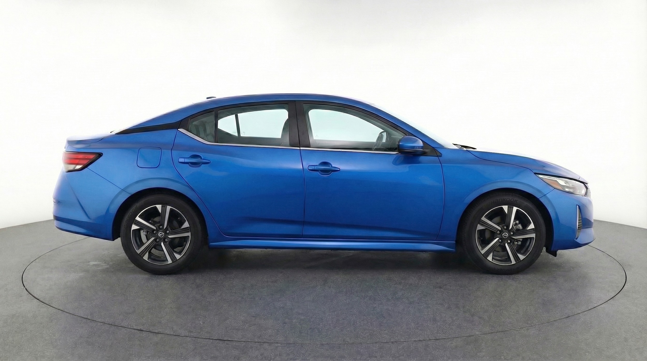 Thumbnail: 2025 Nissan Sentra - 8
