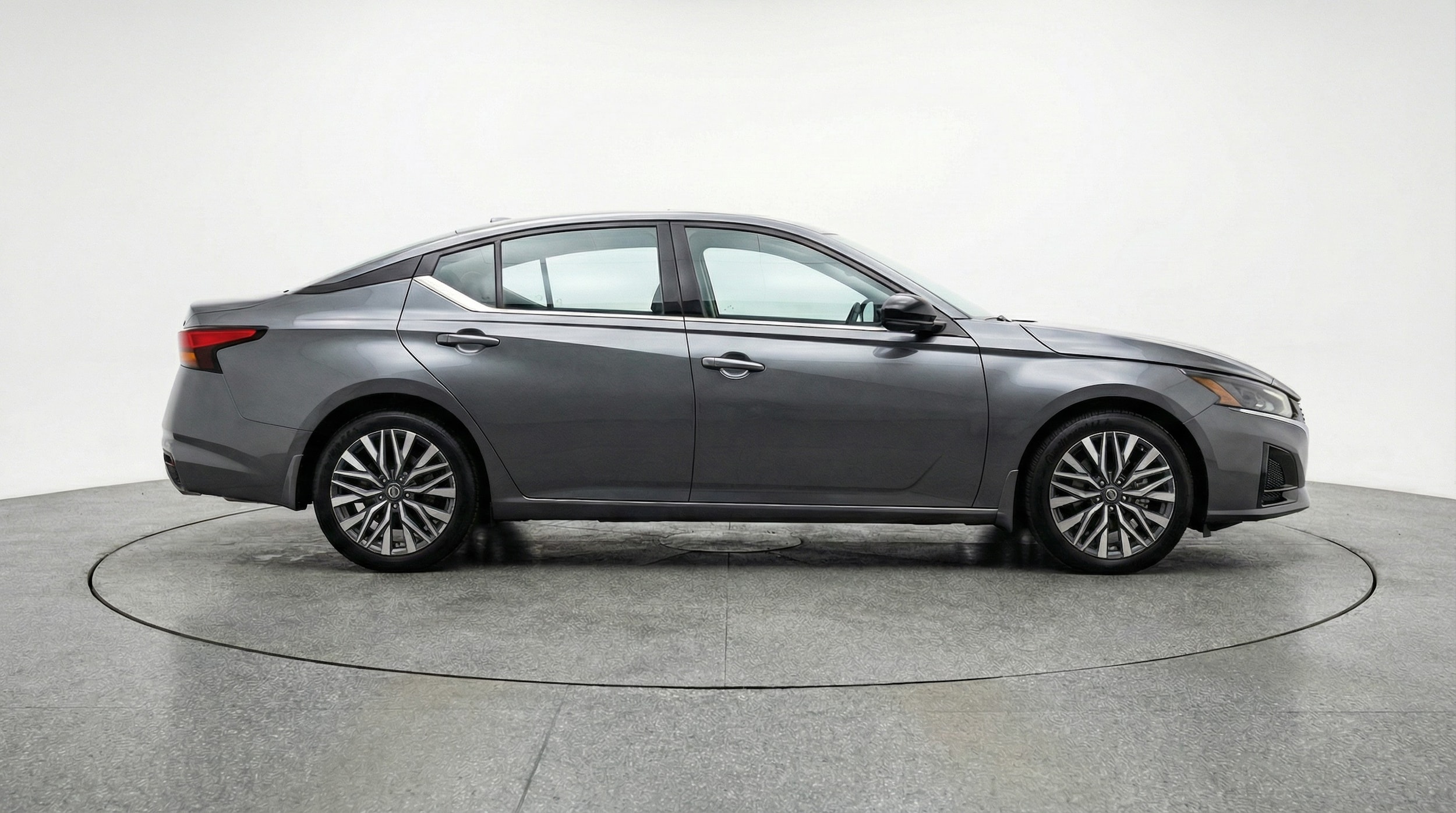 Thumbnail: 2025 Nissan Altima - 8