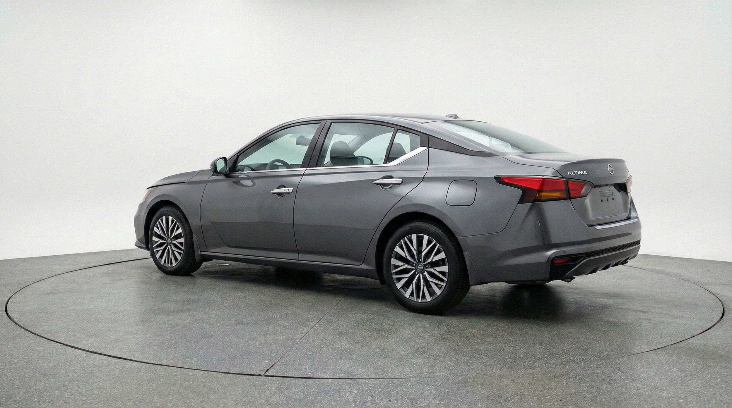 Thumbnail: 2025 Nissan Altima - 6