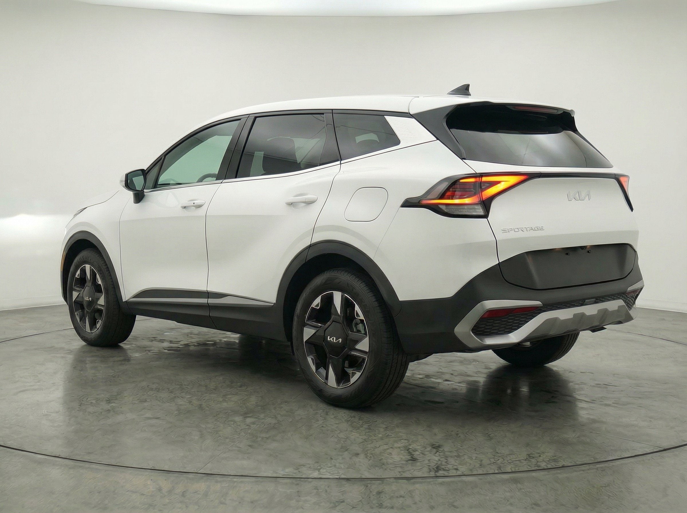 Thumbnail: 2026 Kia Sportage - 6