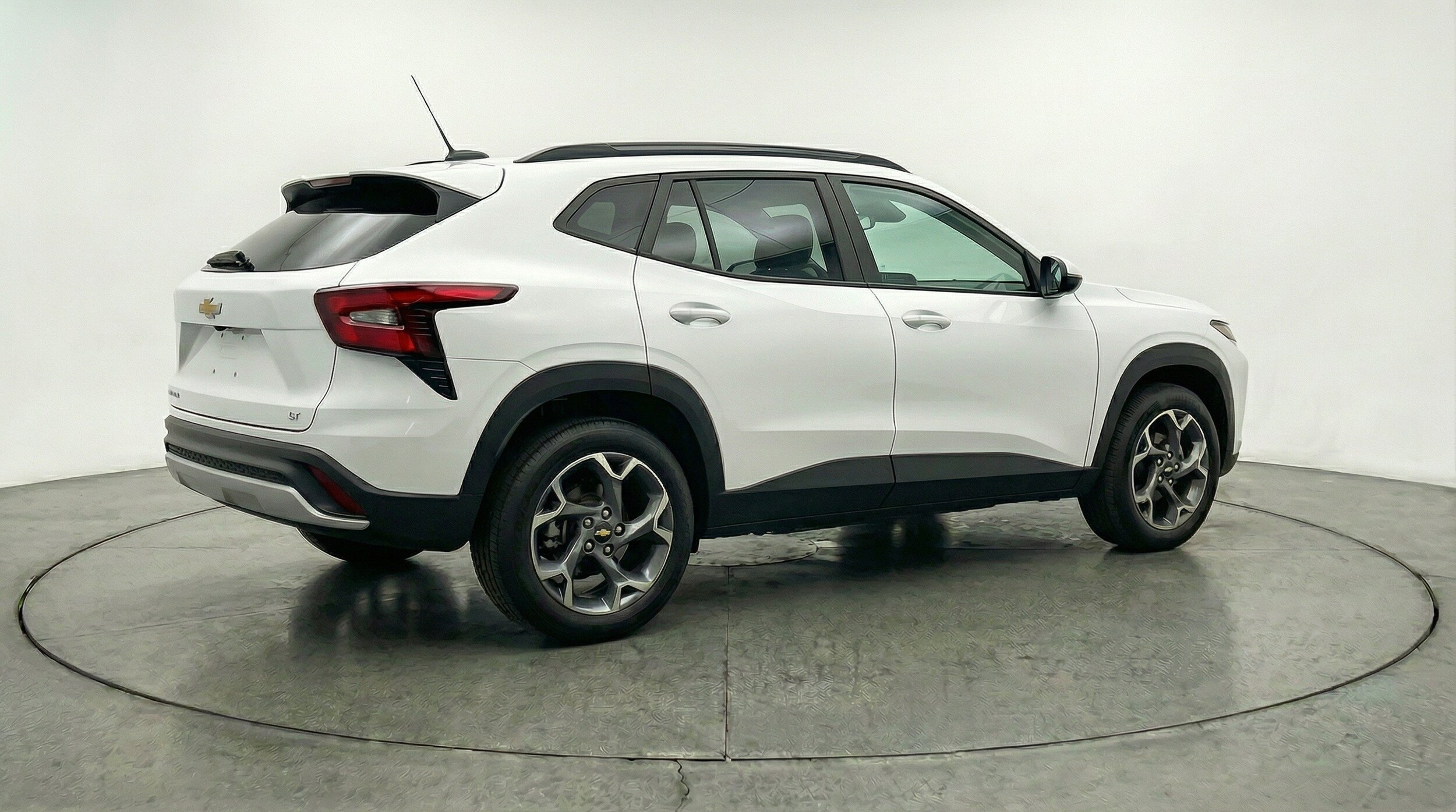 Thumbnail: 2025 Chevrolet Trax - 9