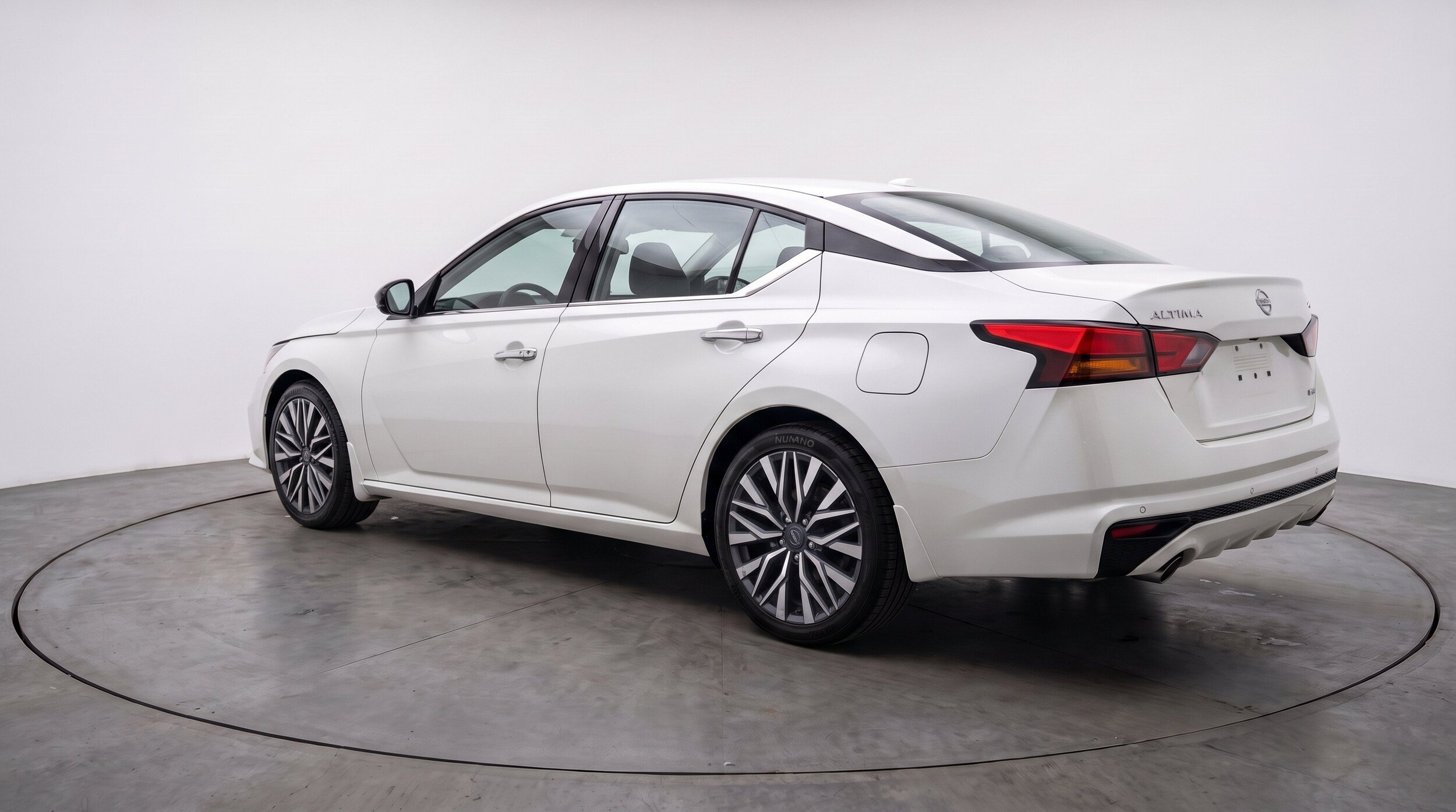 Thumbnail: 2025 Nissan Altima - 6