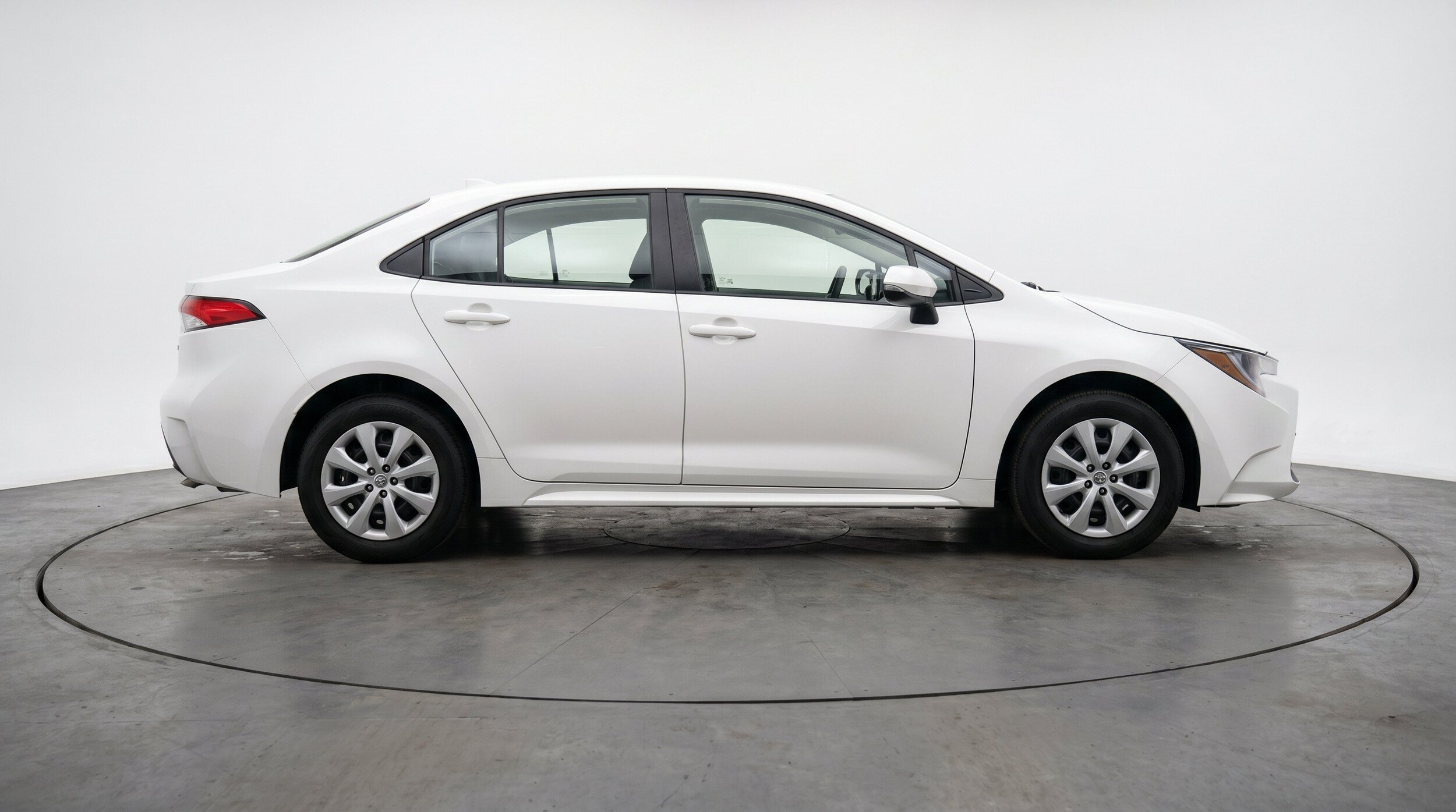 Thumbnail: 2025 Toyota Corolla - 11