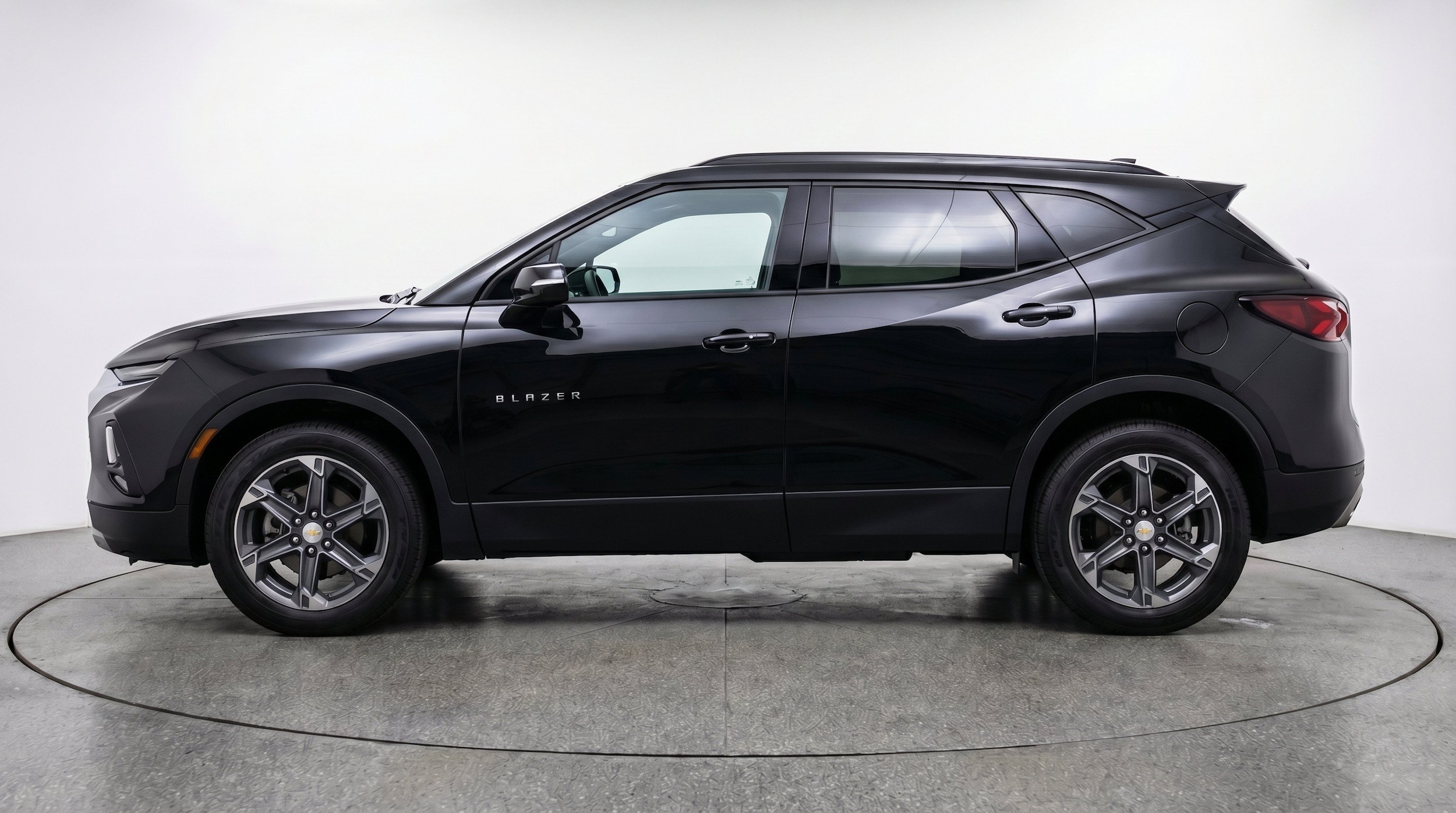 Thumbnail: 2025 Chevrolet Blazer - 5