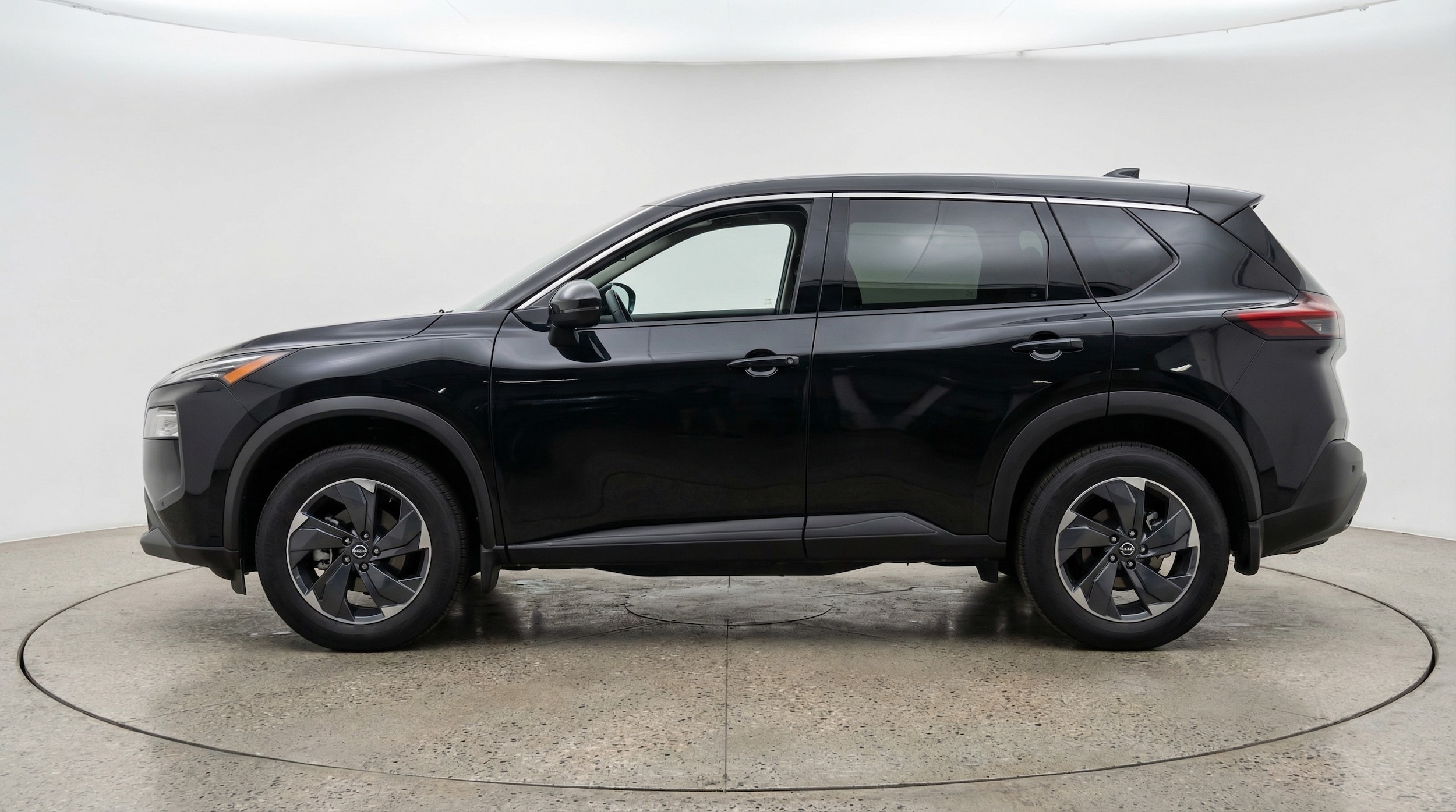 Thumbnail: 2025 Nissan Rogue - 4
