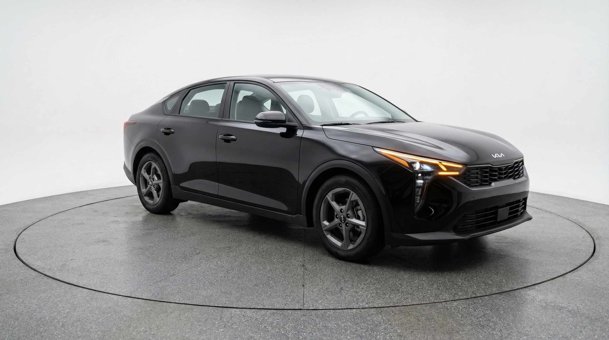 Thumbnail: 2025 Kia K4 - 1