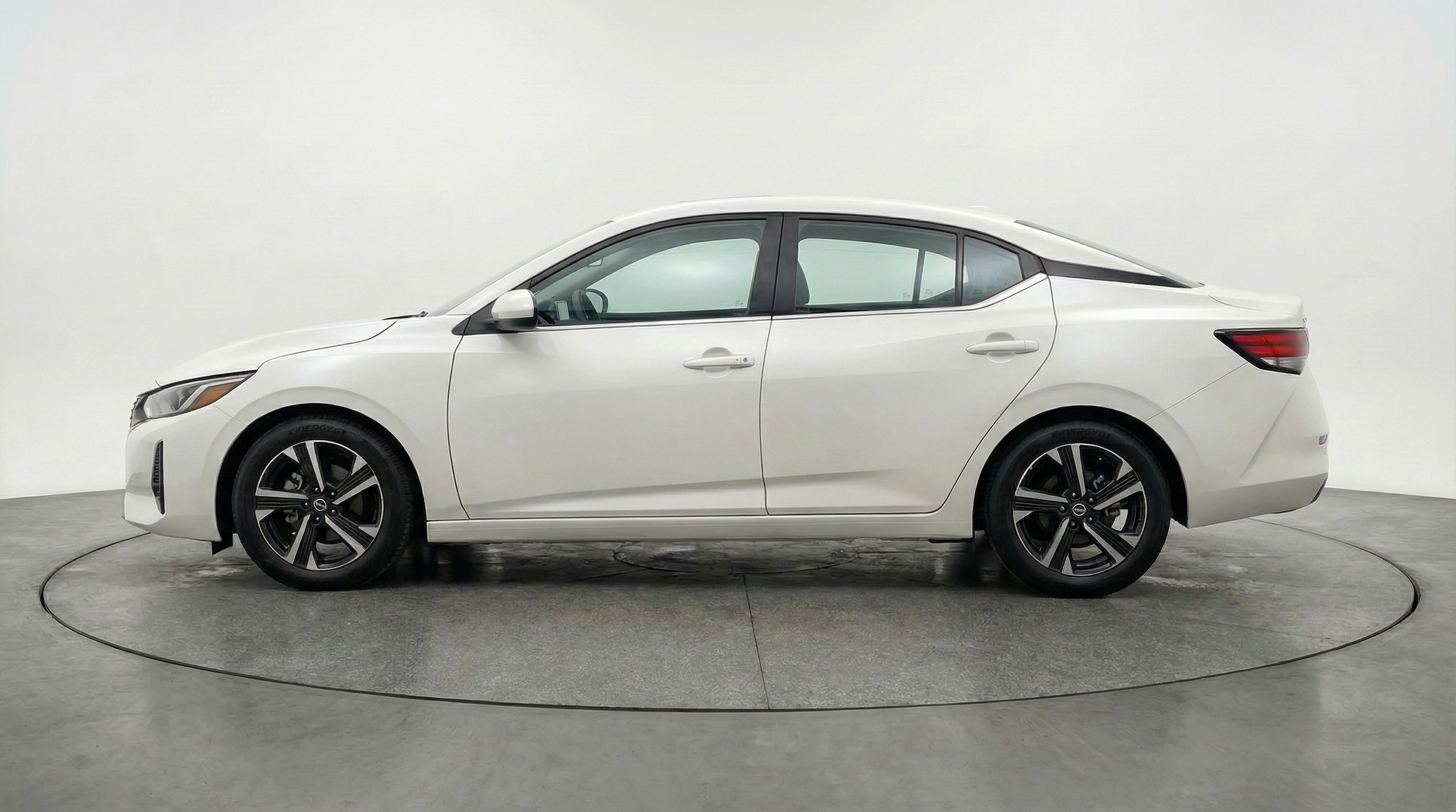 Thumbnail: 2025 Nissan Sentra - 4
