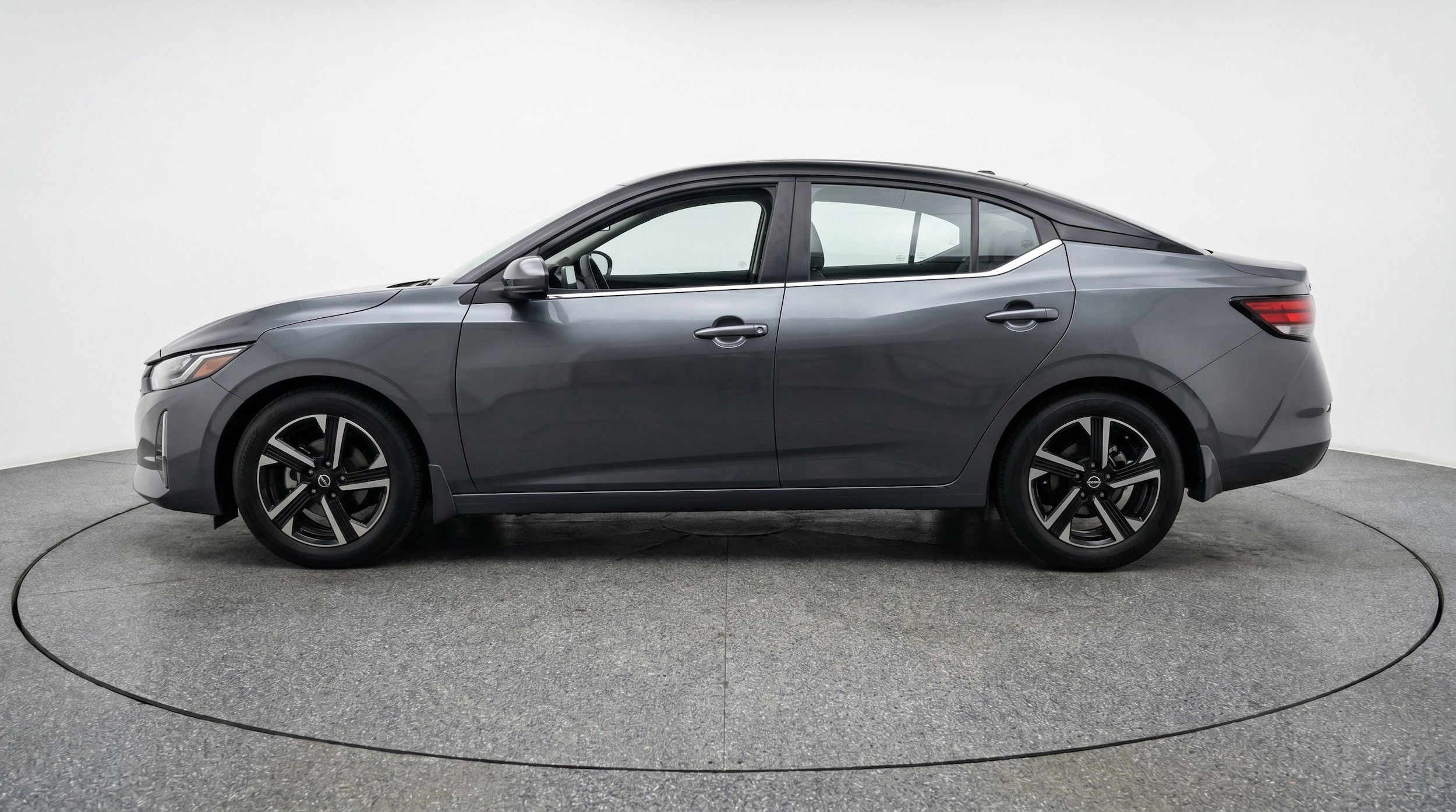 Thumbnail: 2025 Nissan Sentra - 5