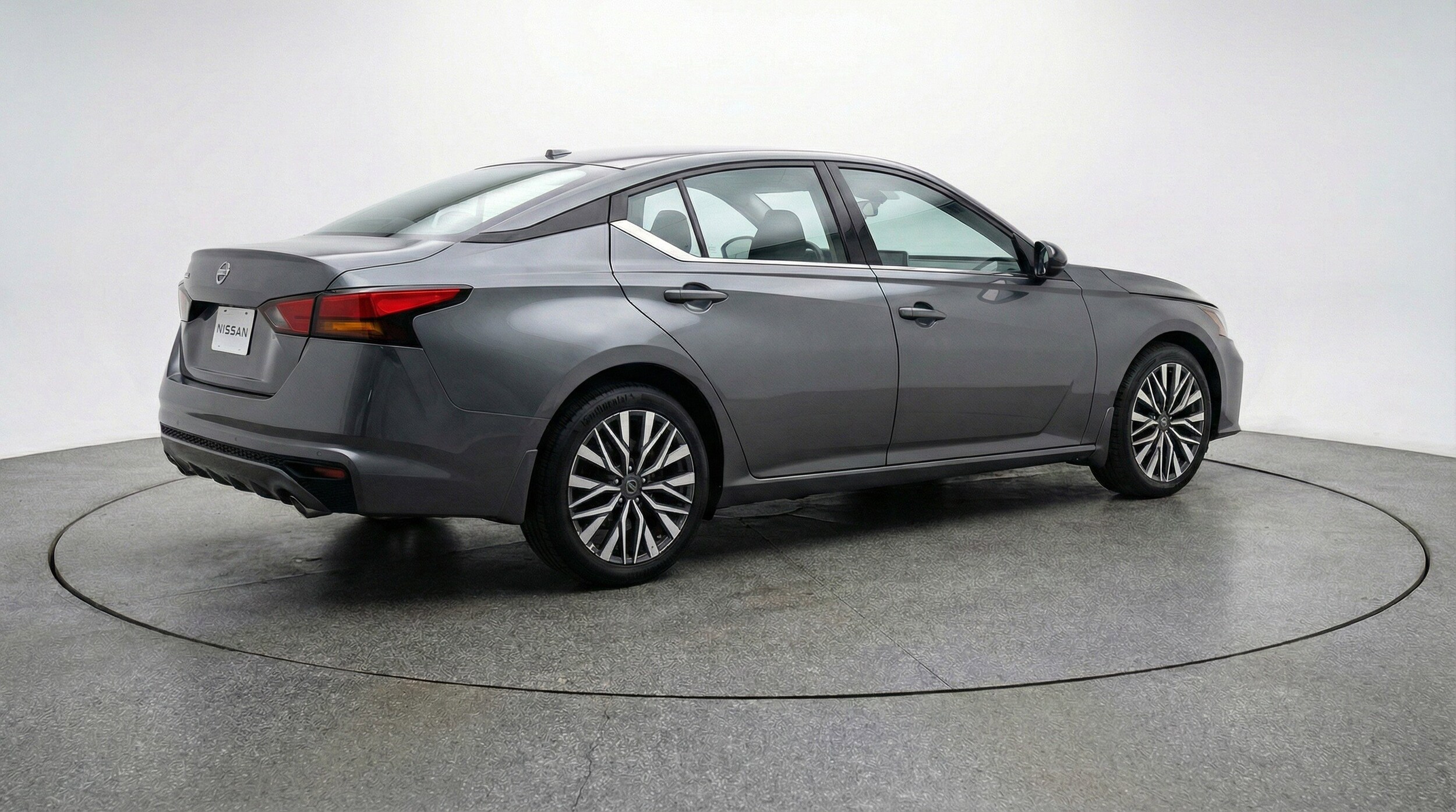 Thumbnail: 2025 Nissan Altima - 9