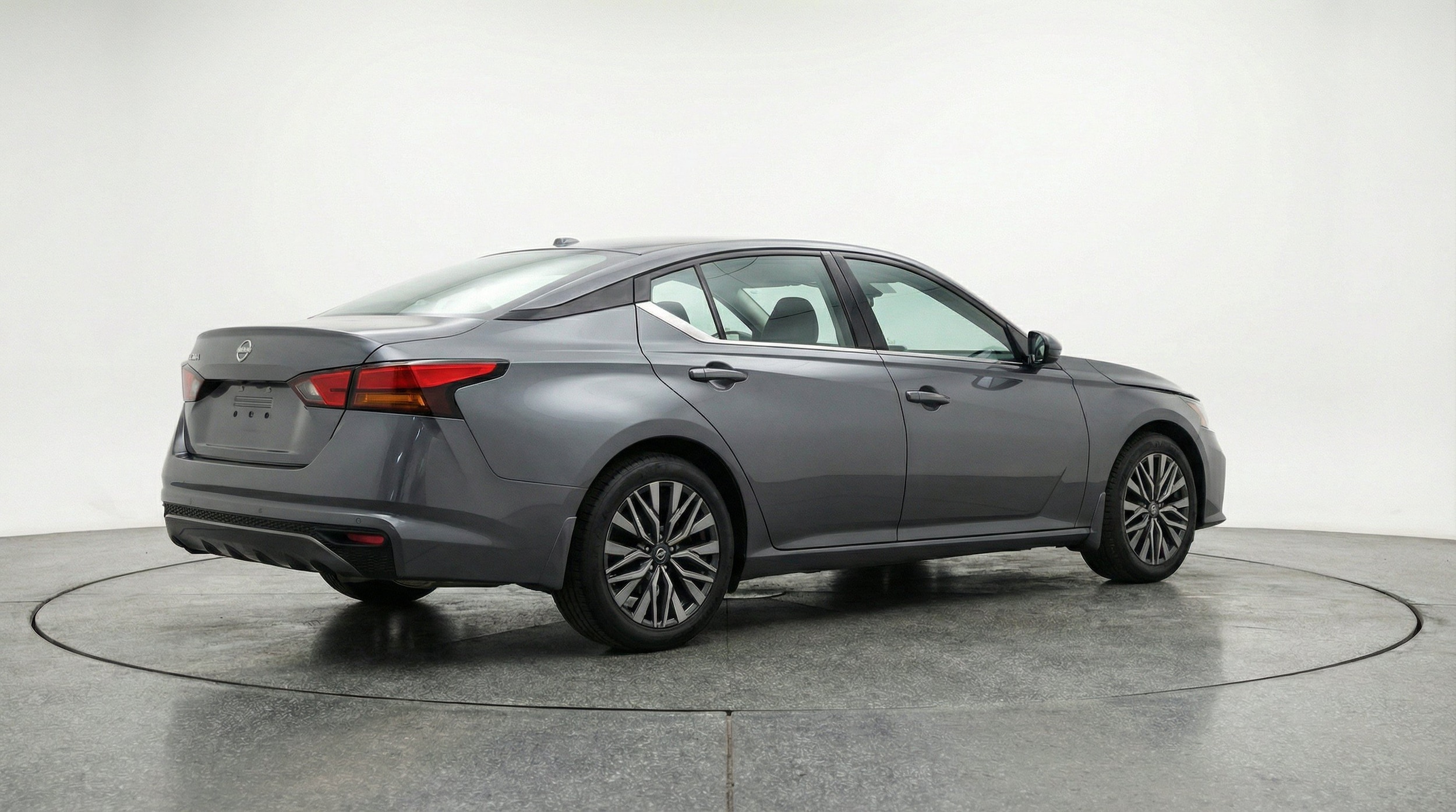 Thumbnail: 2025 Nissan Altima - 9