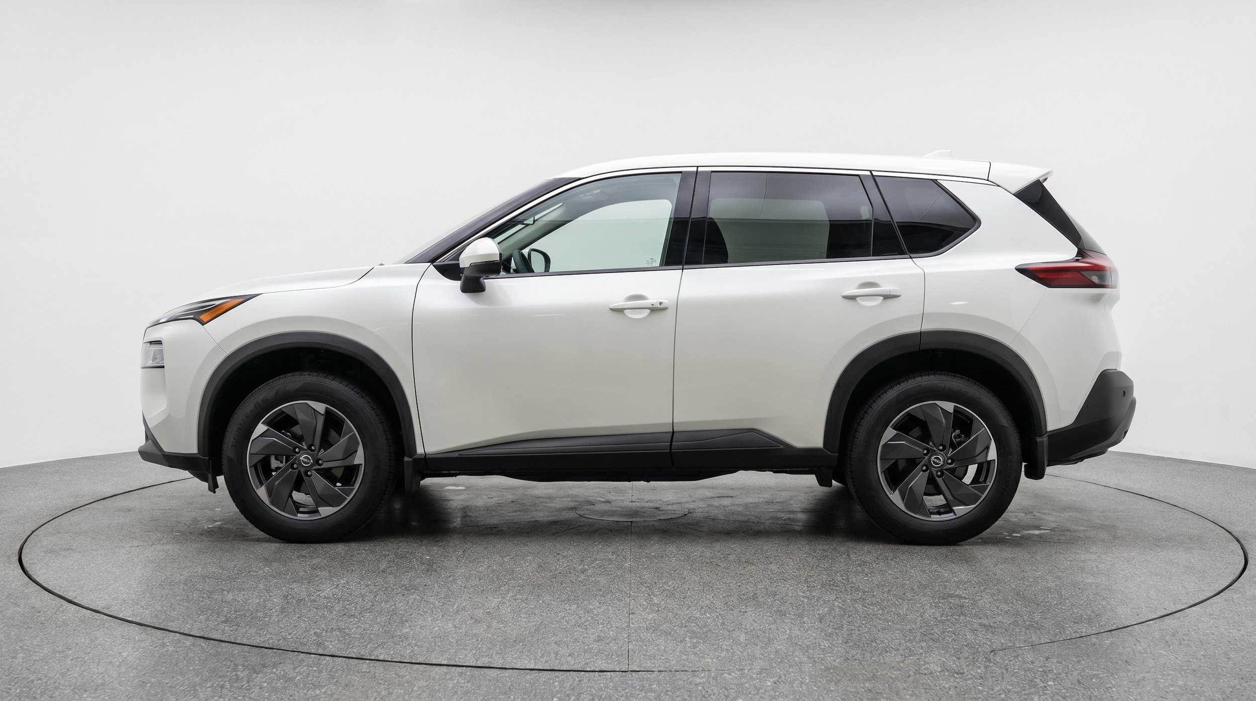 Thumbnail: 2025 Nissan Rogue - 5