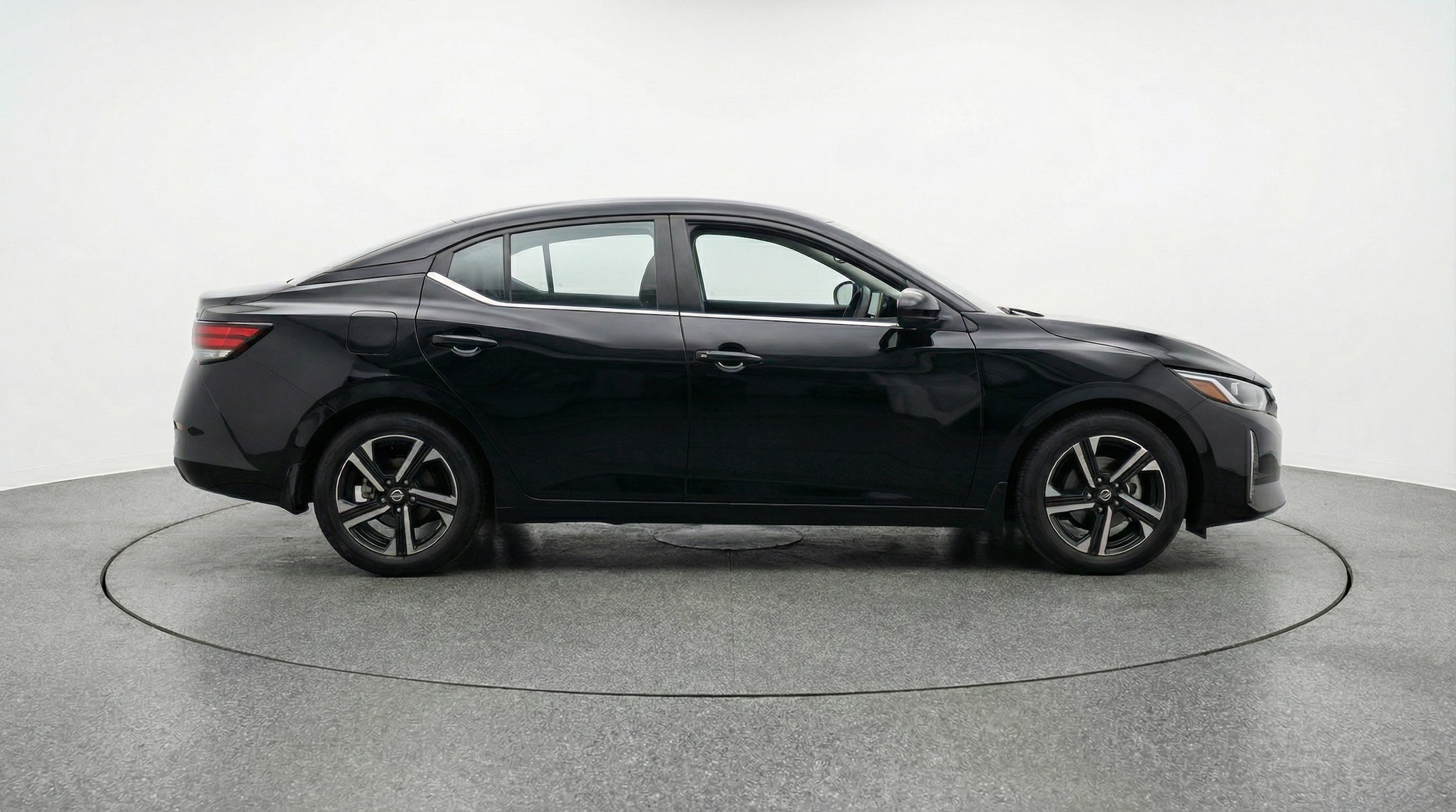 Thumbnail: 2025 Nissan Sentra - 8