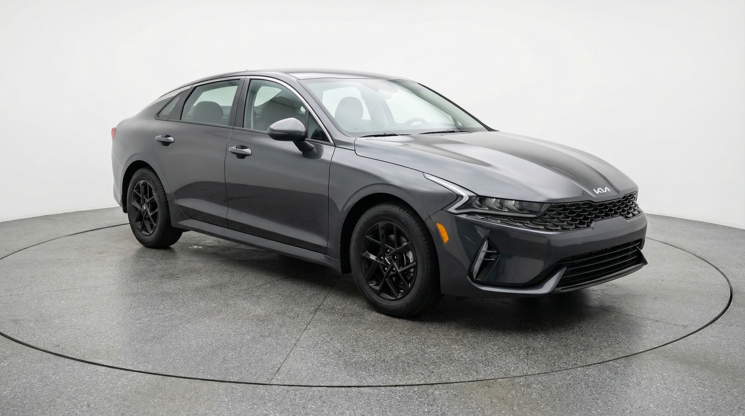 Thumbnail: 2025 Kia K5 - 1