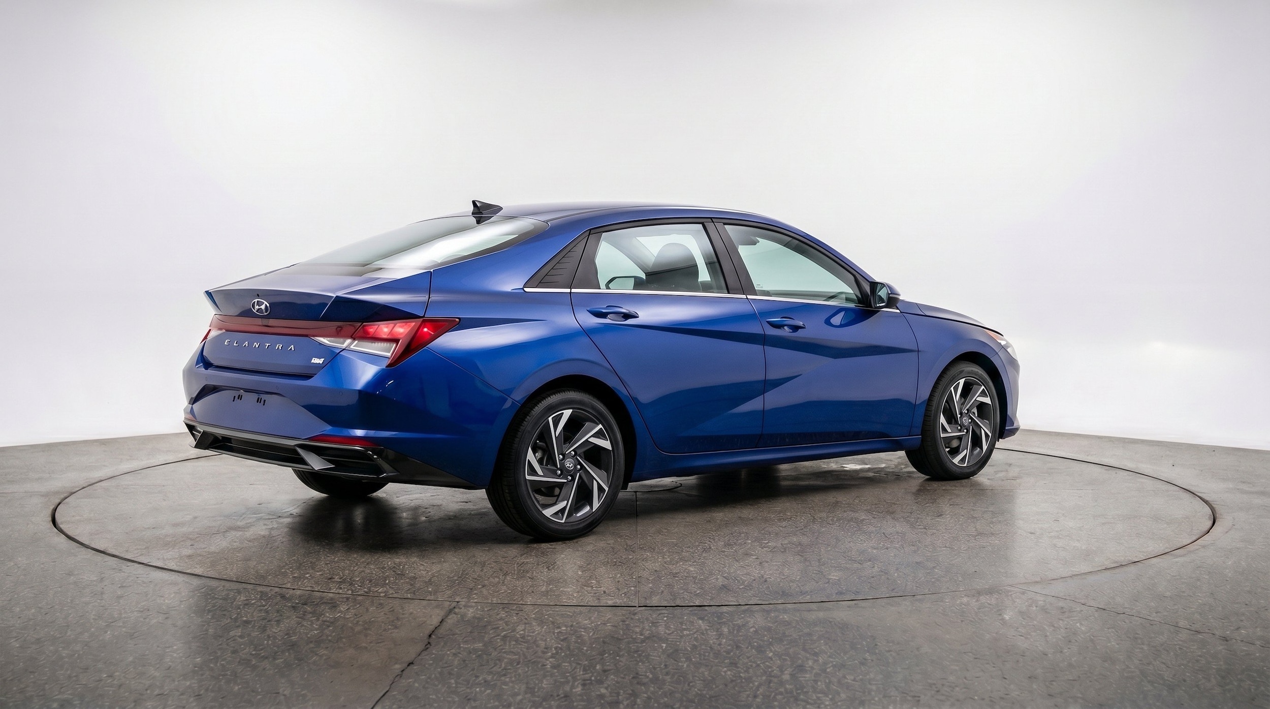 Thumbnail: 2025 Hyundai Elantra - 9