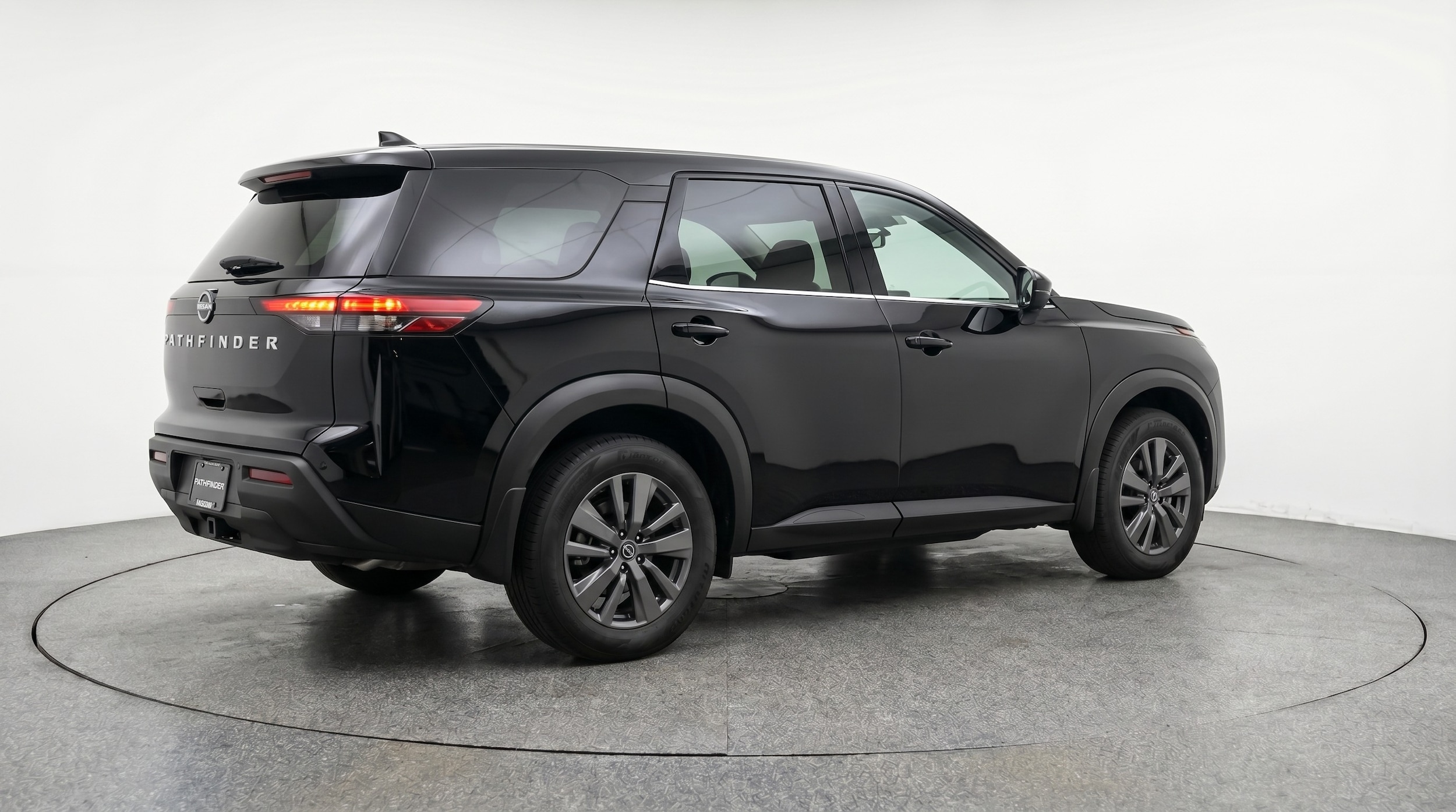 Thumbnail: 2025 Nissan Pathfinder - 7
