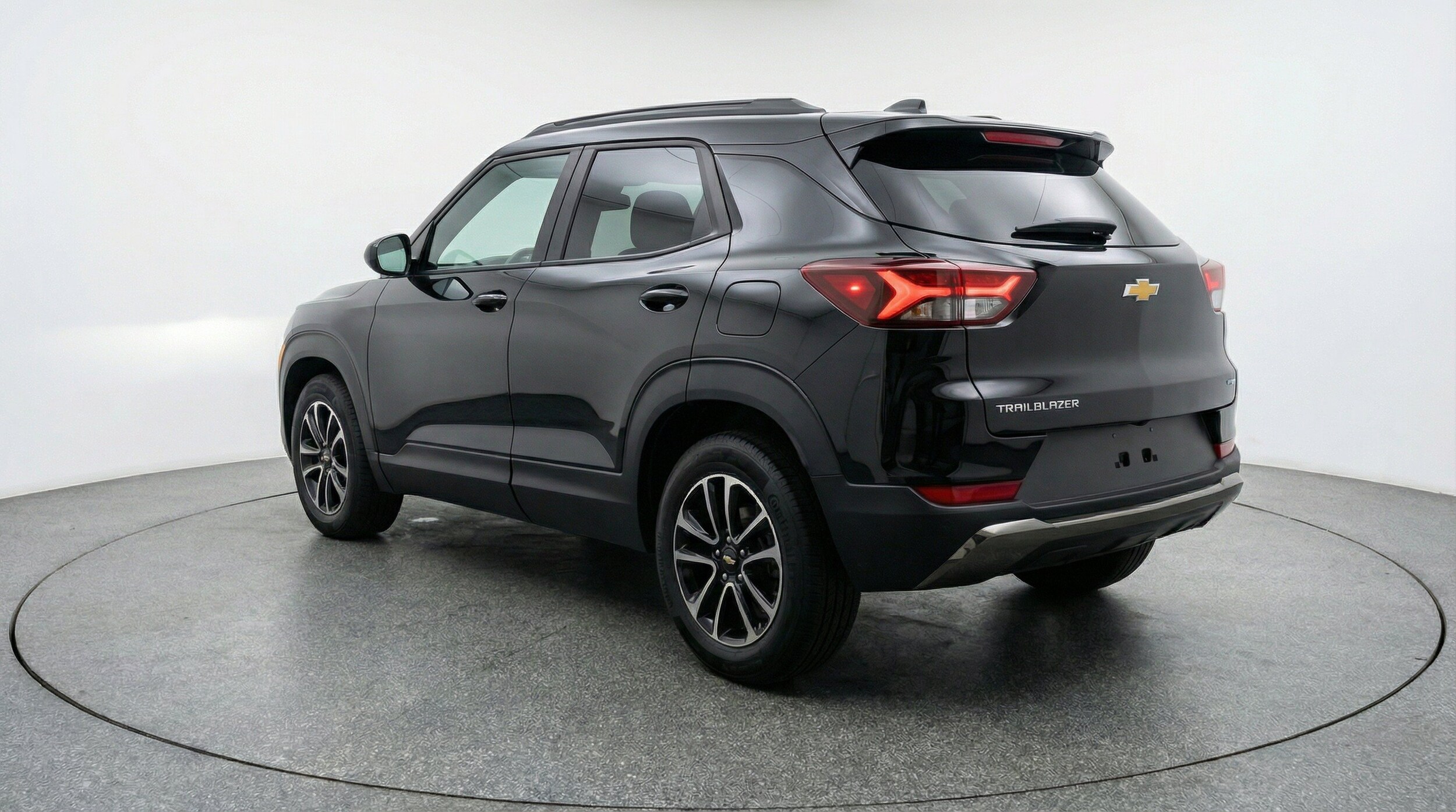 Thumbnail: 2025 Chevrolet TrailBlazer - 6