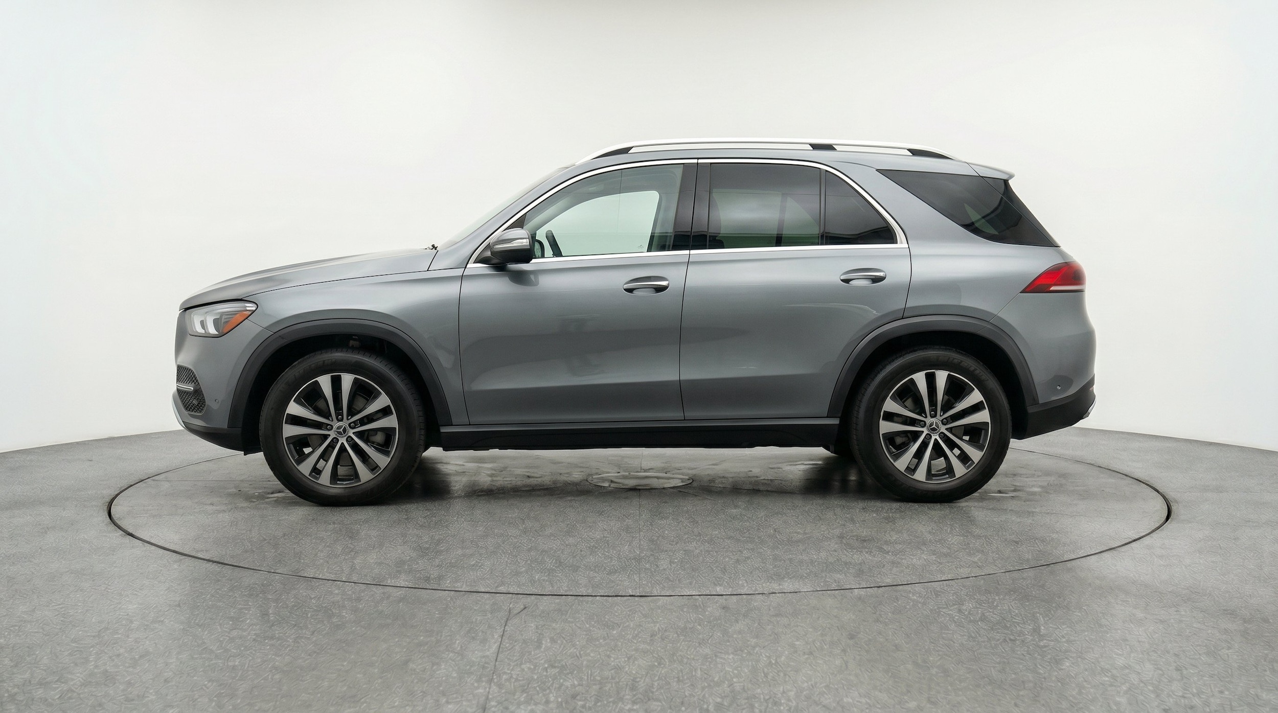 Thumbnail: 2026 Mercedes-Benz GLE - 5