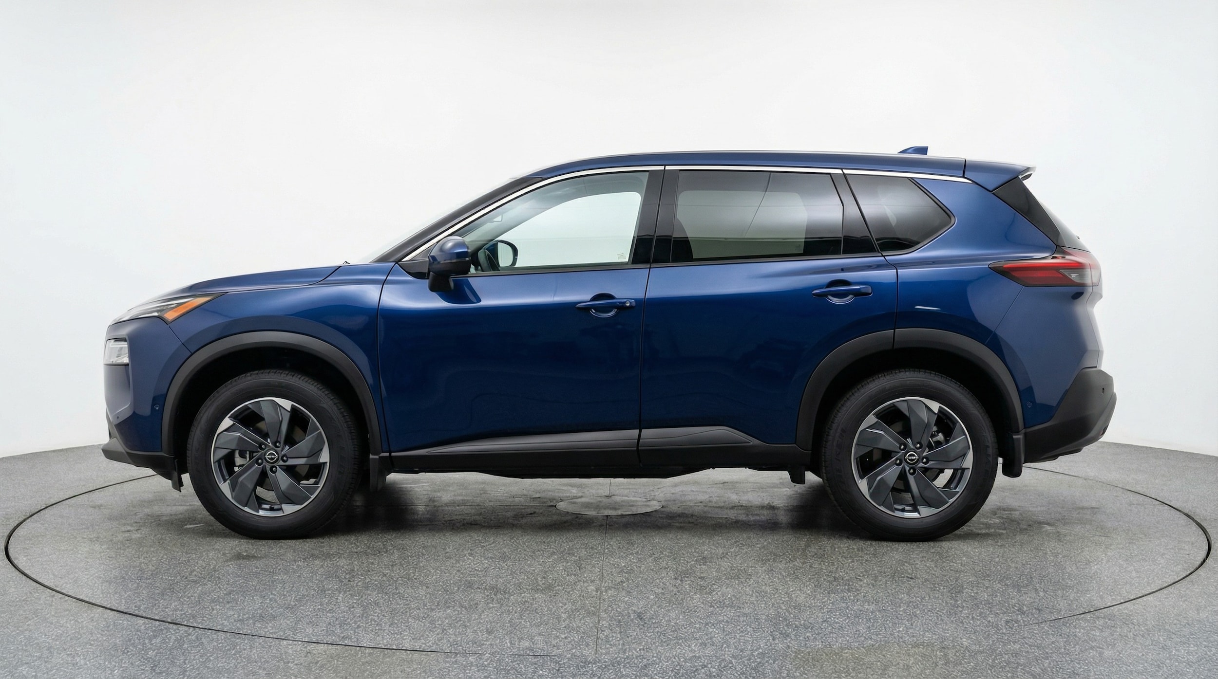 Thumbnail: 2025 Nissan Rogue - 4