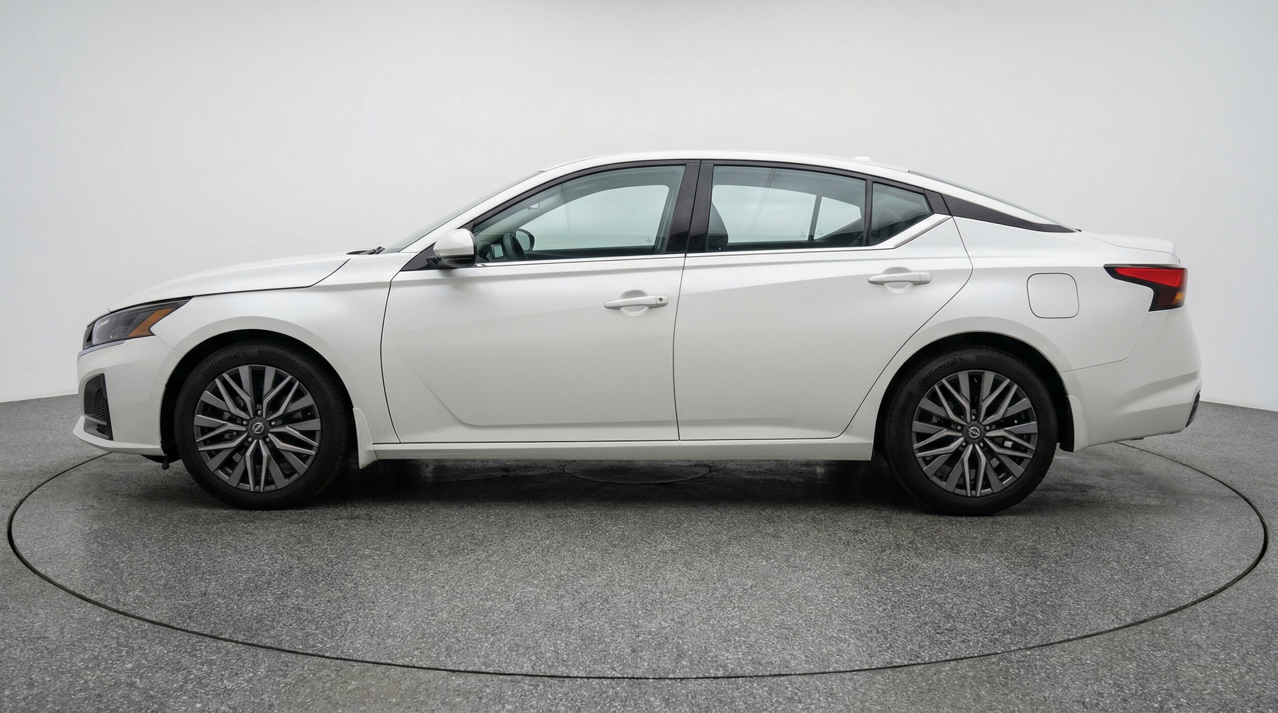 Thumbnail: 2025 Nissan Altima - 4