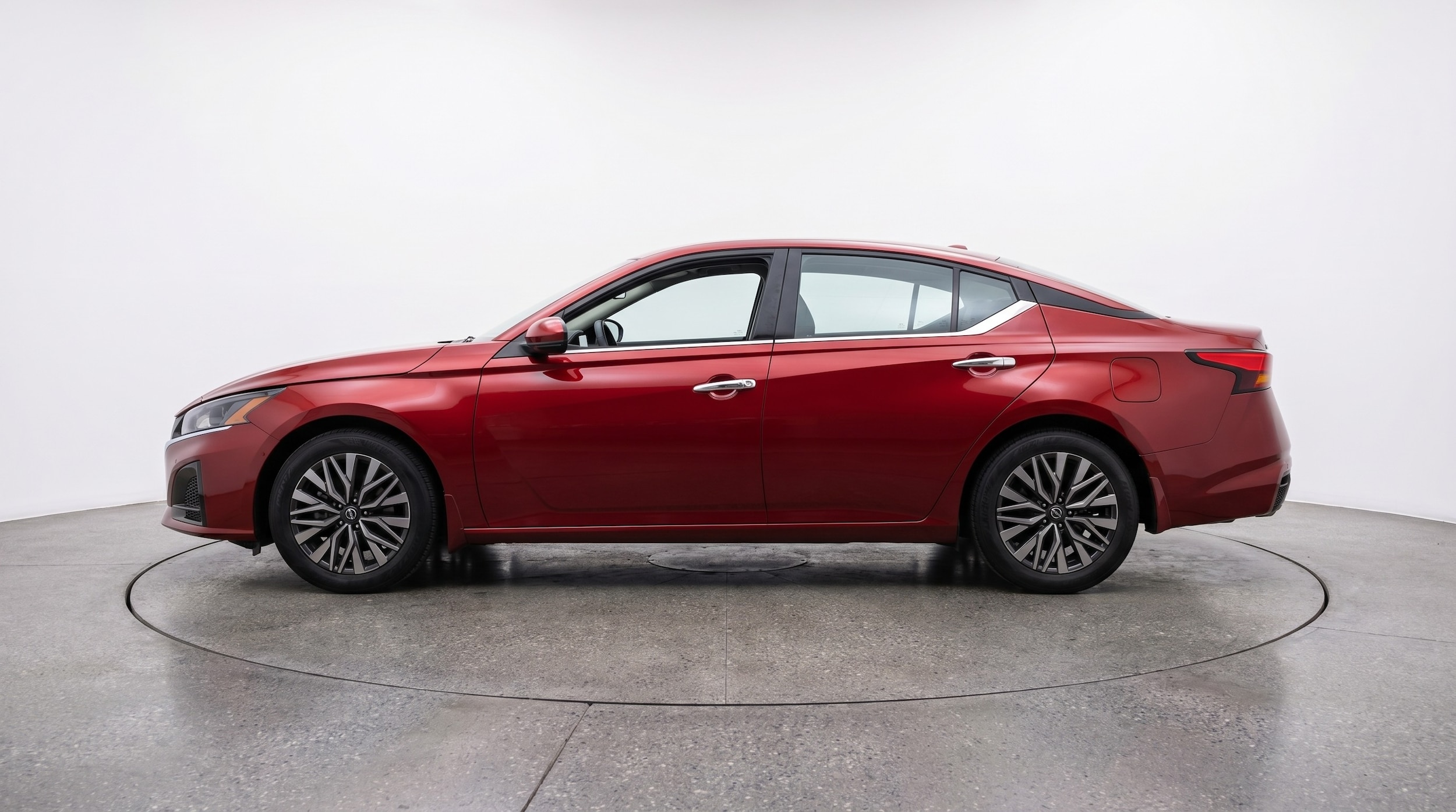 Thumbnail: 2025 Nissan Altima - 4