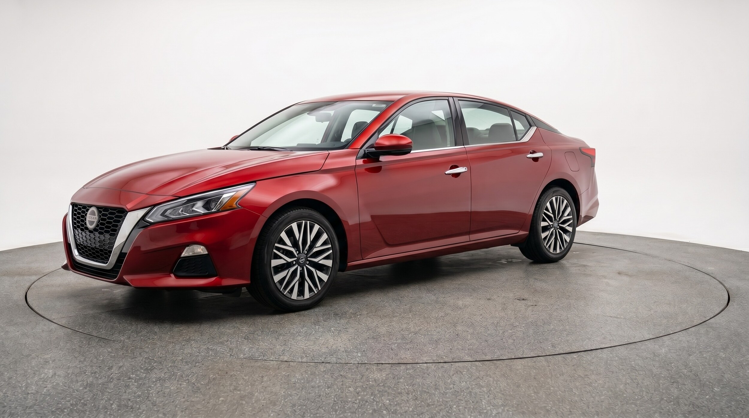 Thumbnail: 2025 Nissan Altima - 3