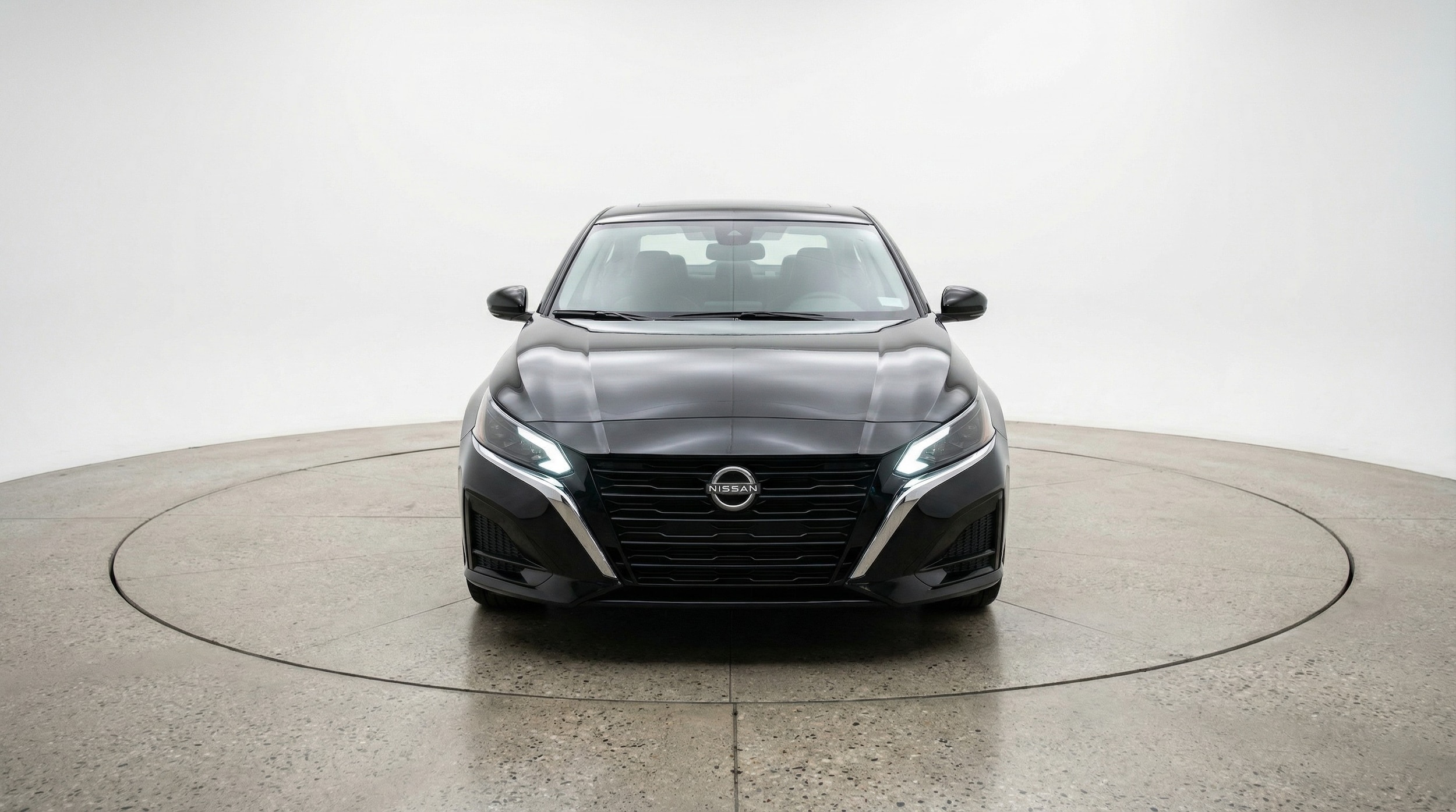 Thumbnail: 2025 Nissan Altima - 2