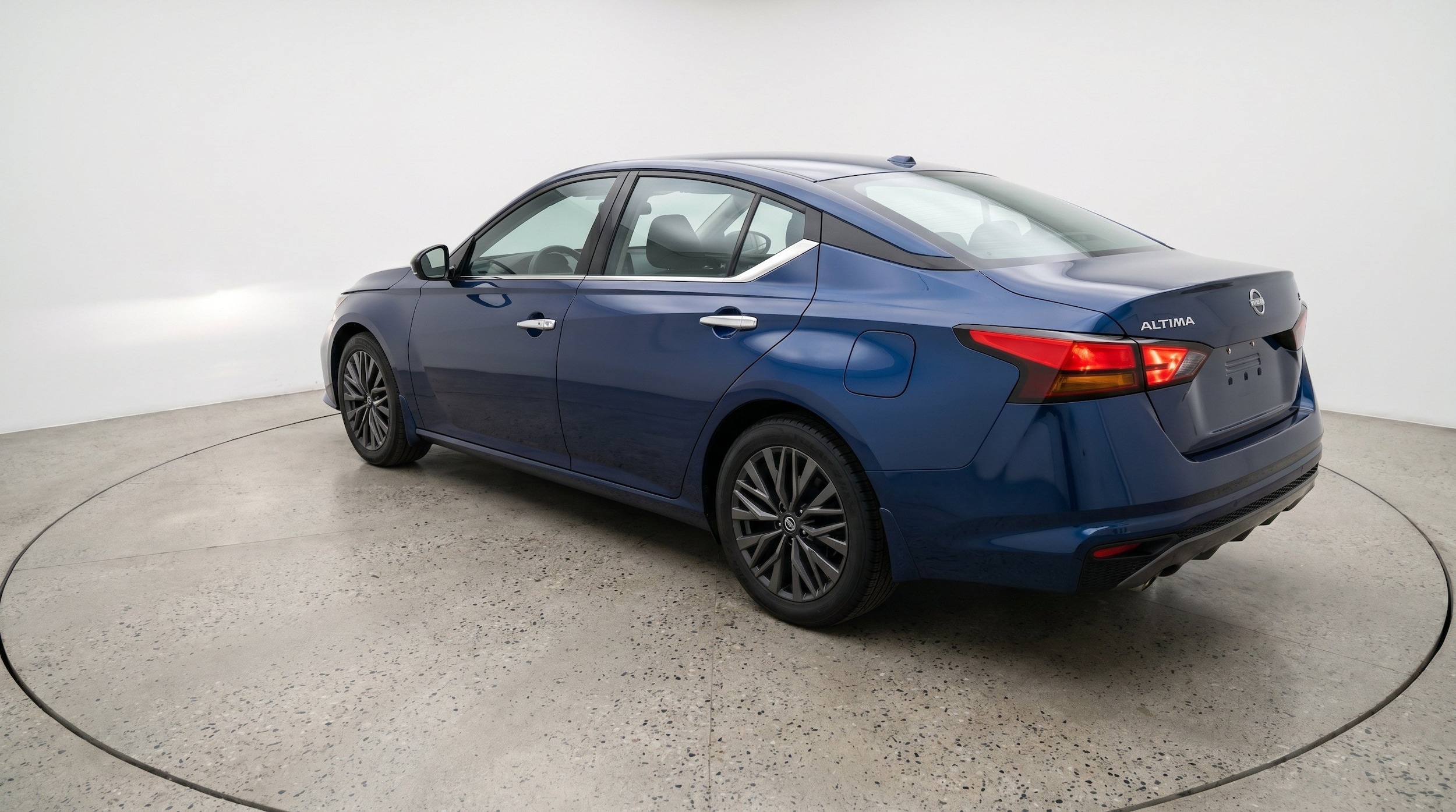 Thumbnail: 2025 Nissan Altima - 6