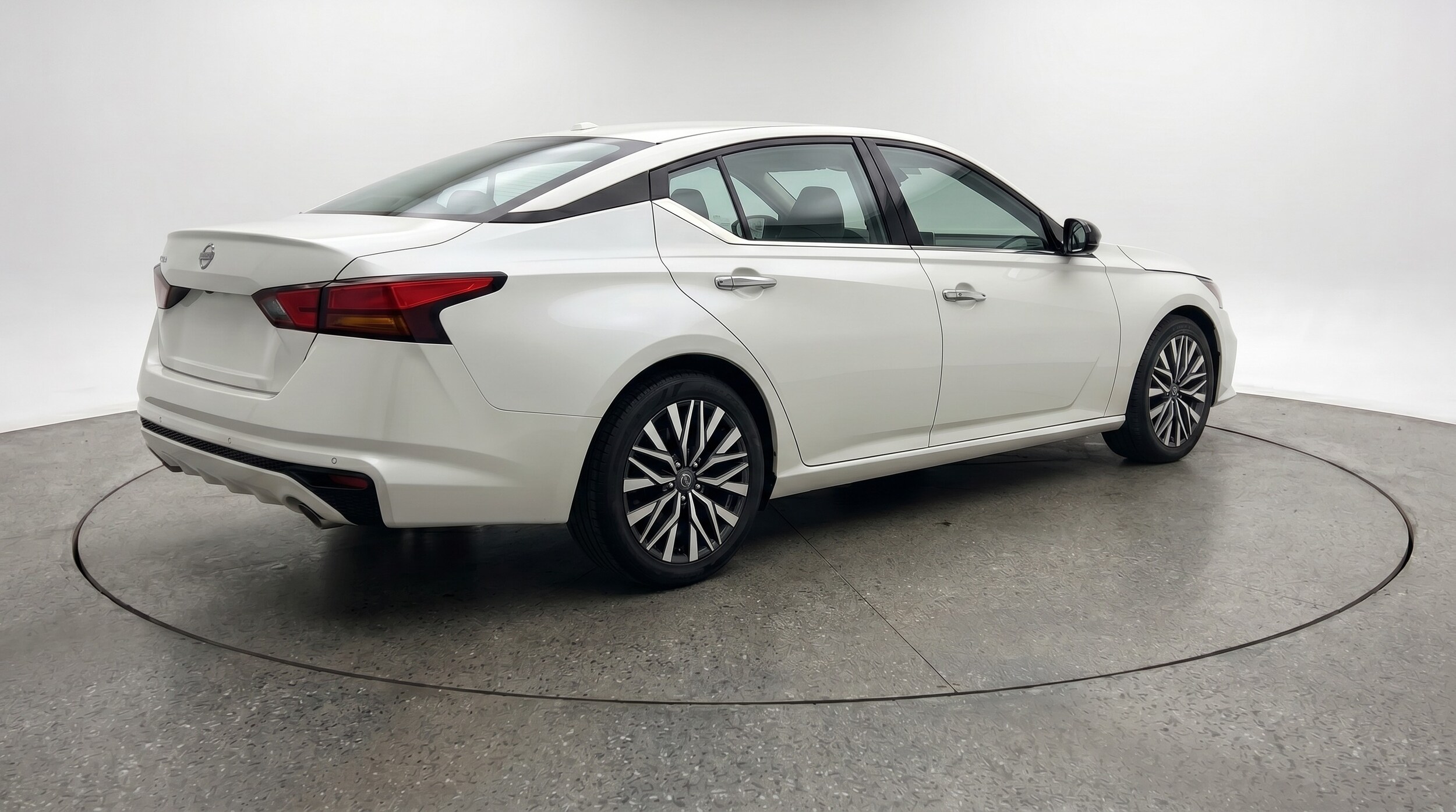 Thumbnail: 2025 Nissan Altima - 7