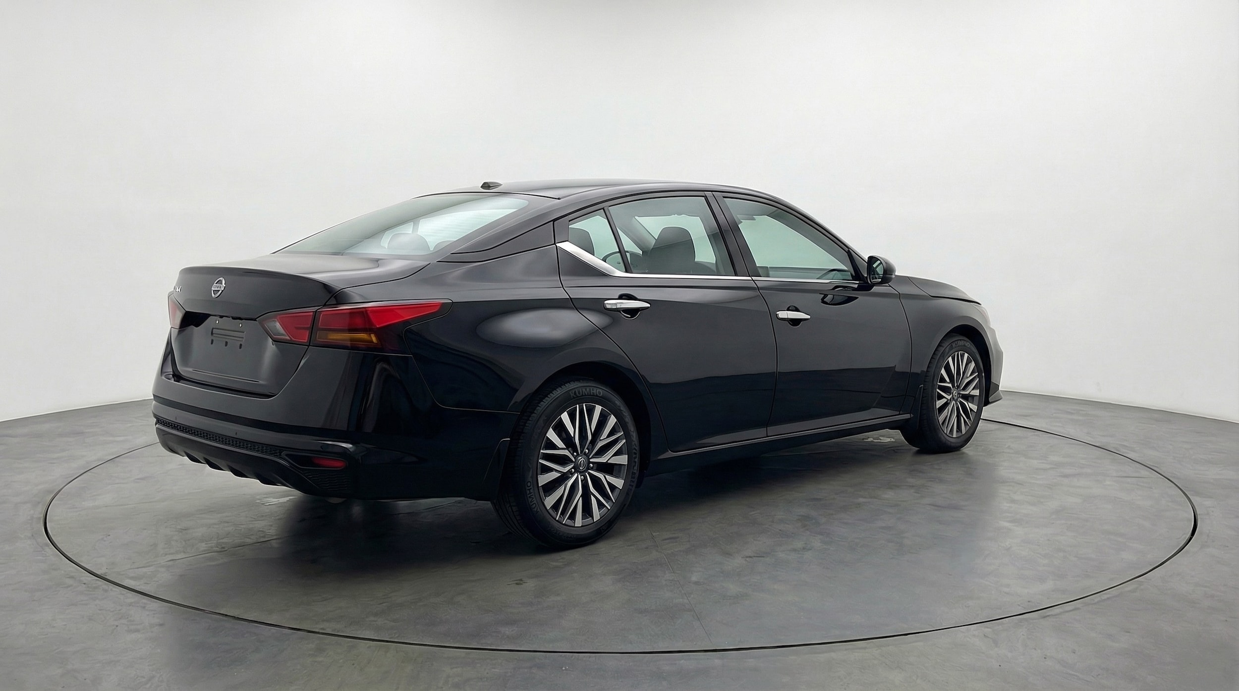 Thumbnail: 2025 Nissan Altima - 7